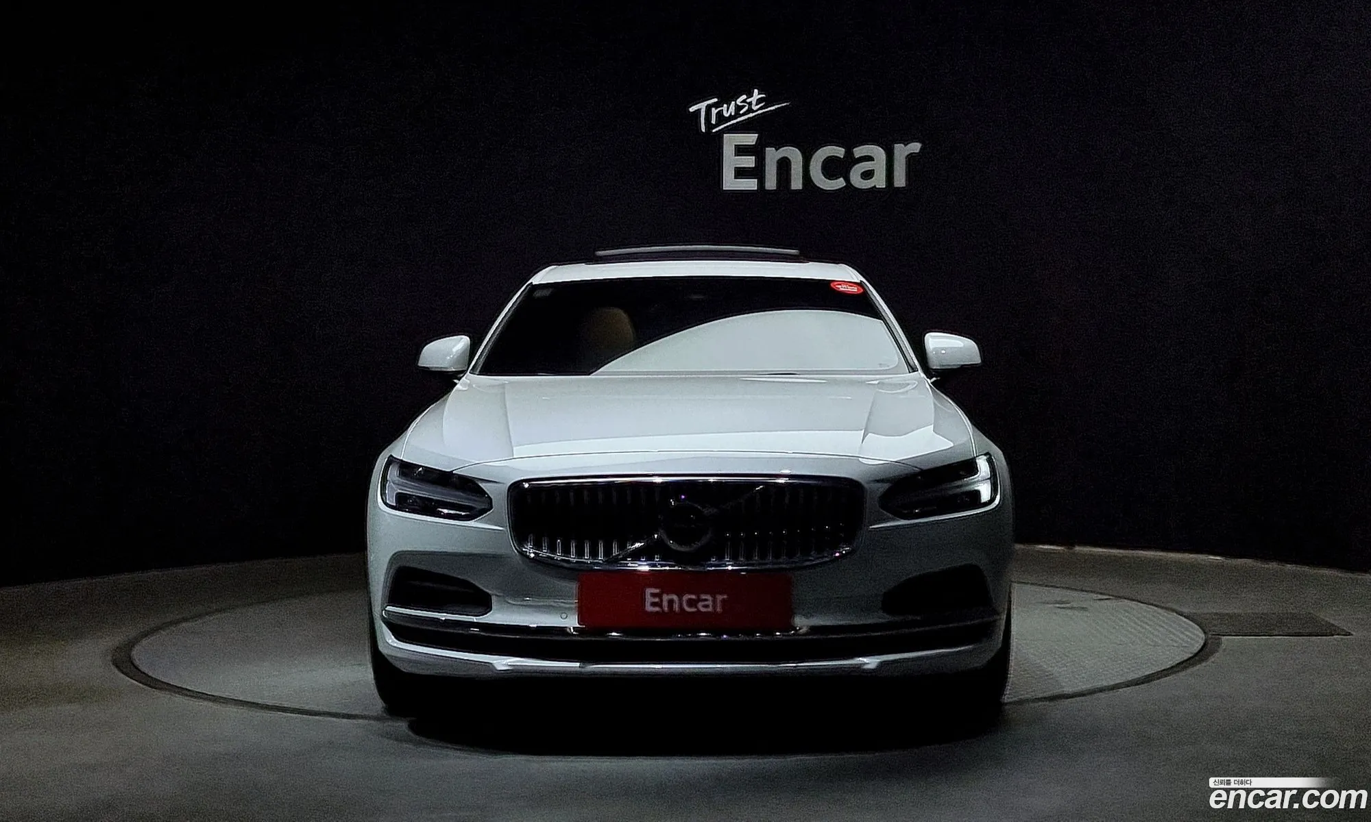 Volvo S90 B5 Ultimate Bright 2023 - фотография 4504356
