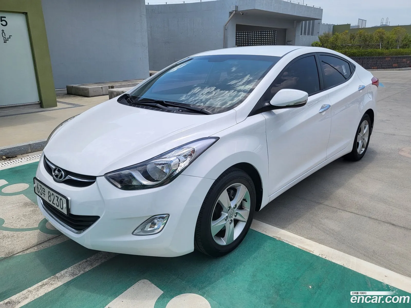 Hyundai Avante V M16 Gdi Luxury 2012 - фотография 18991245