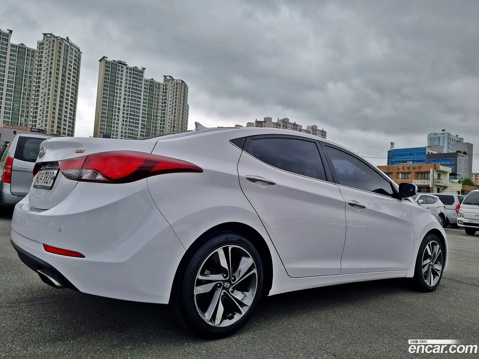 Hyundai Avante 16 Gdi Premium 2015 - фотография 15879003