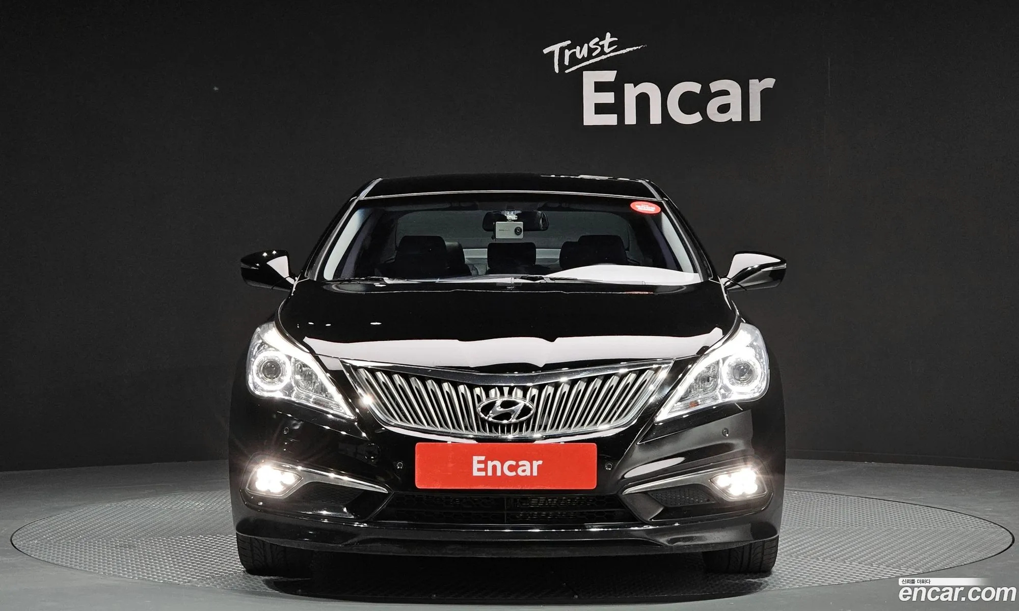 Hyundai Grandeur V Hg240 Modern 2015 - фотография 12521083