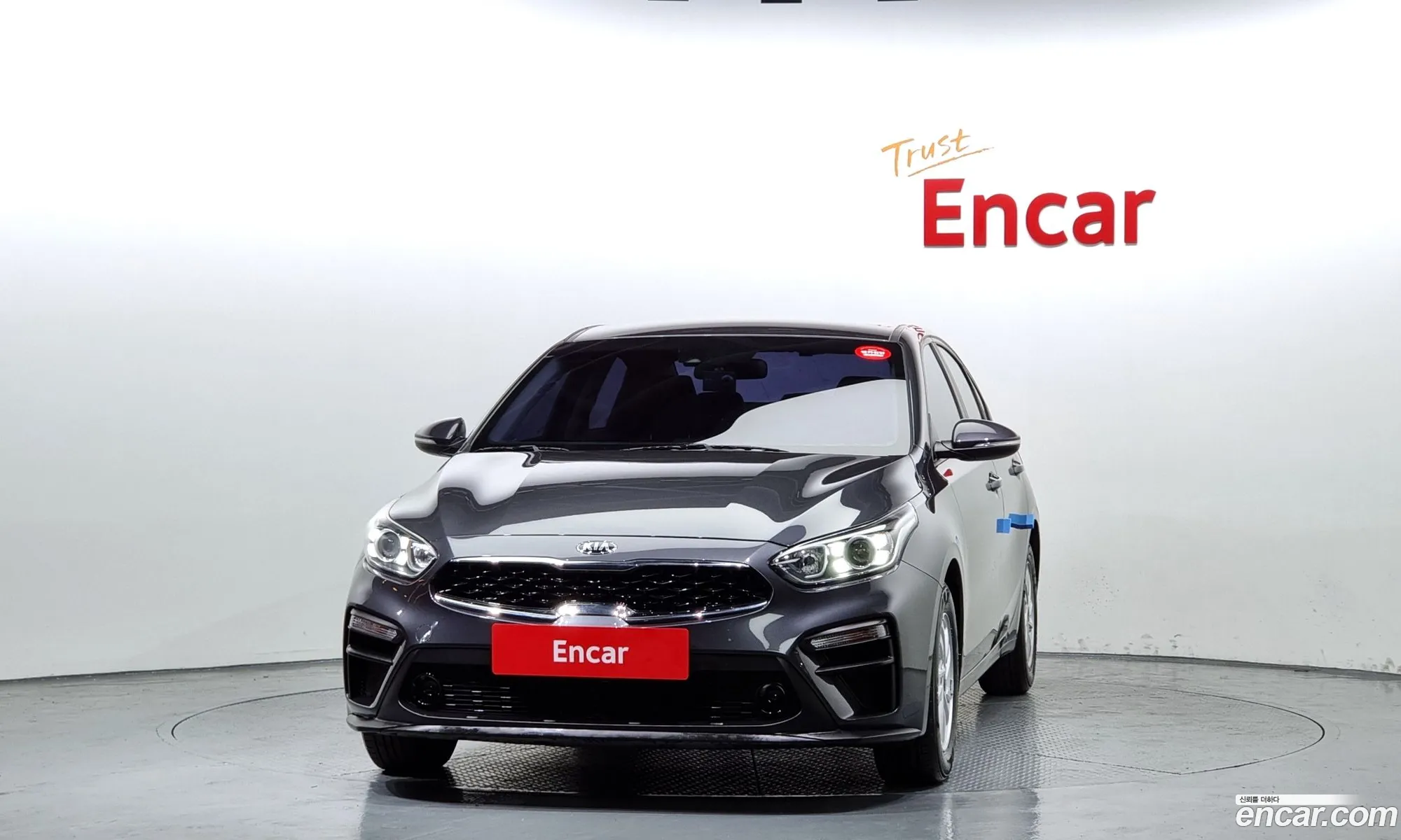 Kia K3 Luxury 2019 - фотография 11791322