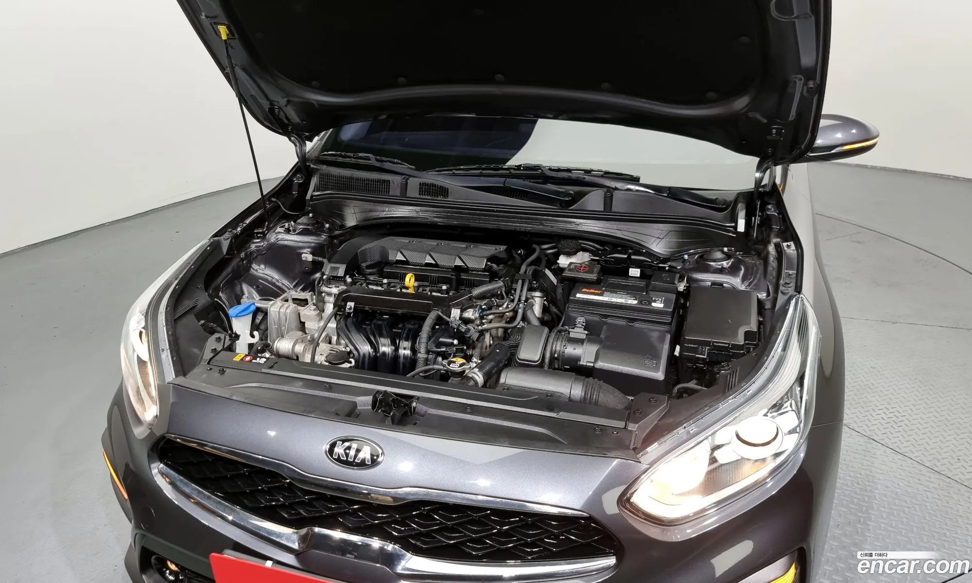 Kia K3 Luxury 2019 - фотография 11791325
