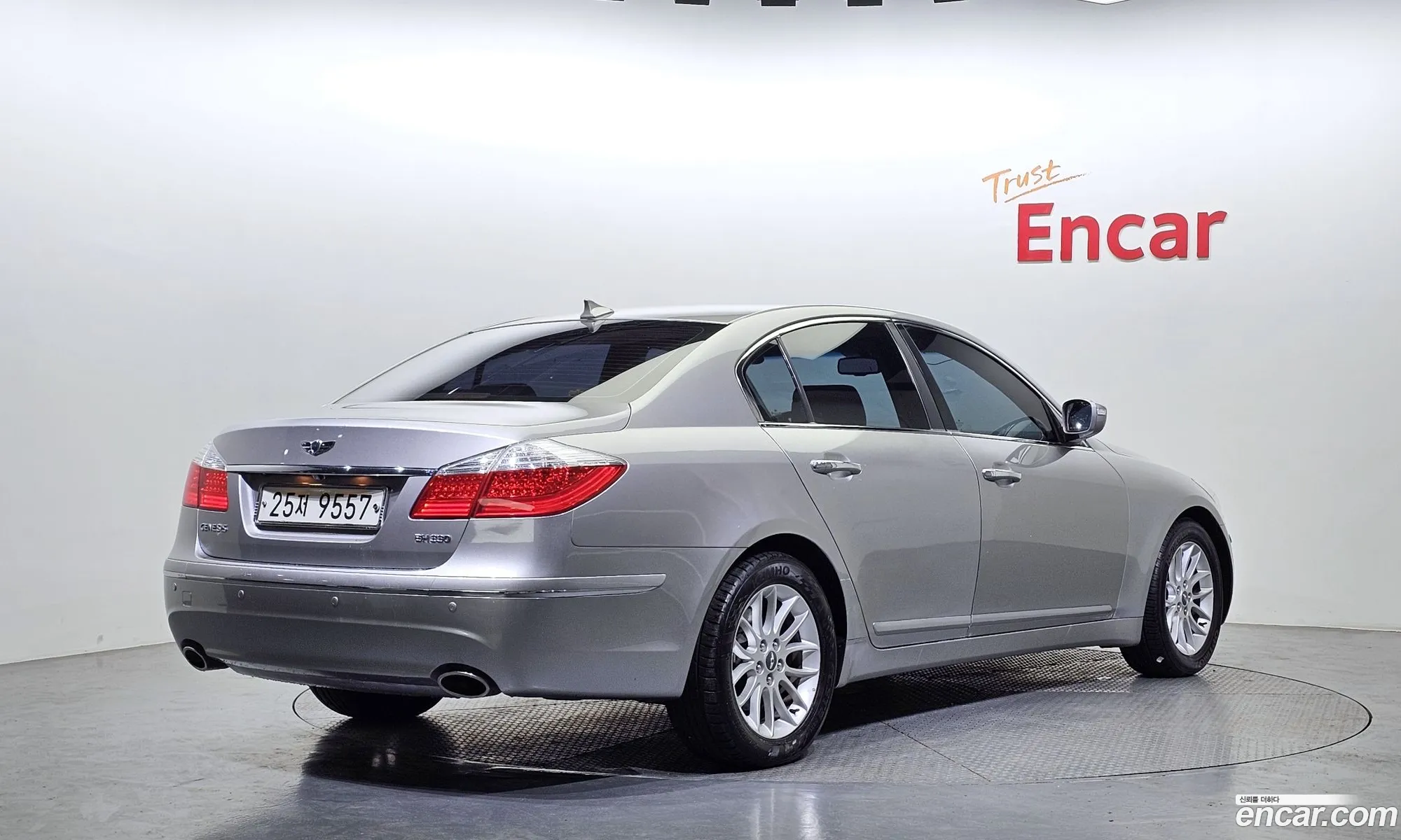 Hyundai Genesis I Bh330 Grand 2008 - фотография 12035736