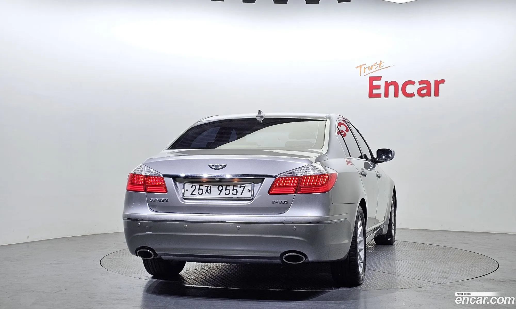 Hyundai Genesis I Bh330 Grand 2008 - фотография 12035738