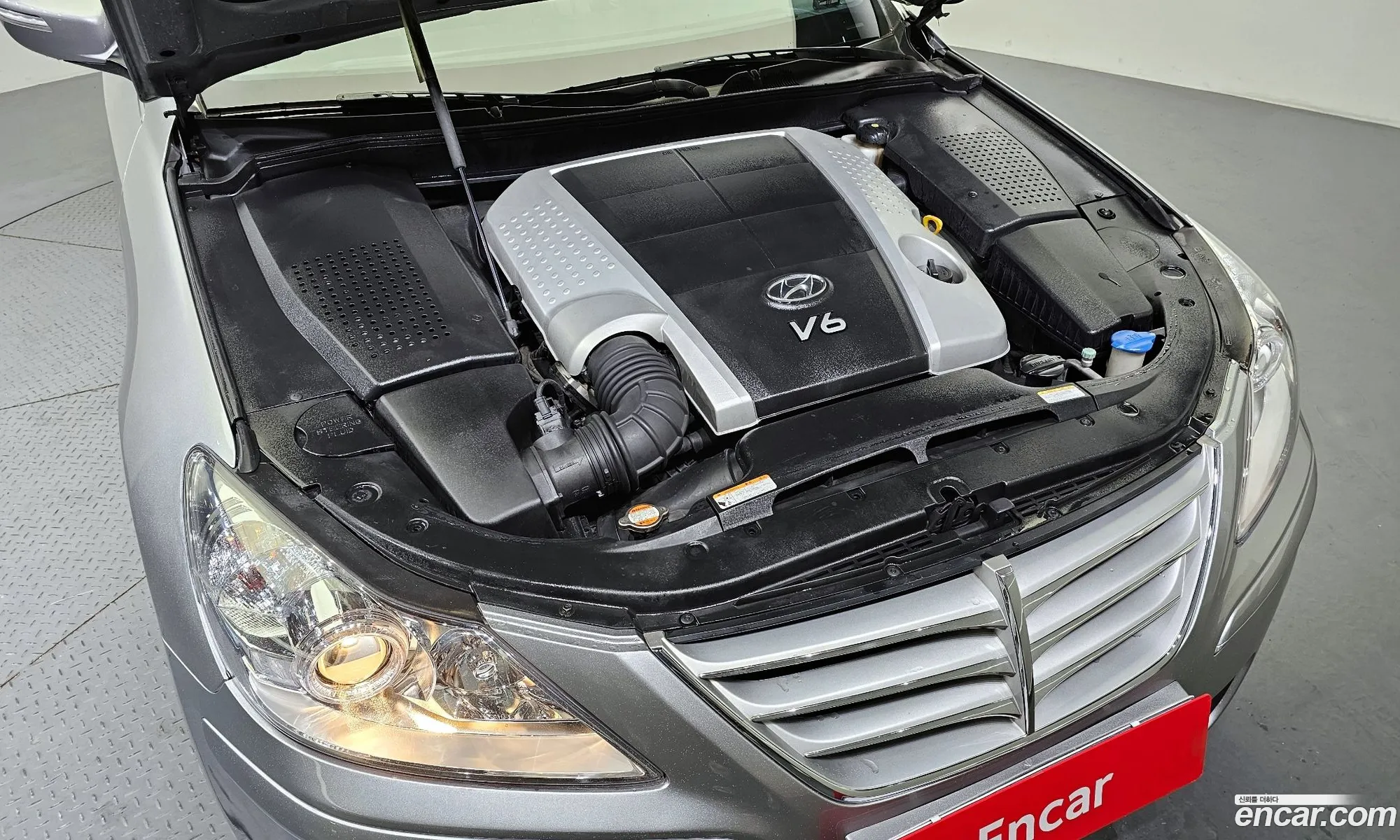 Hyundai Genesis I Bh330 Grand 2008 - фотография 12035740