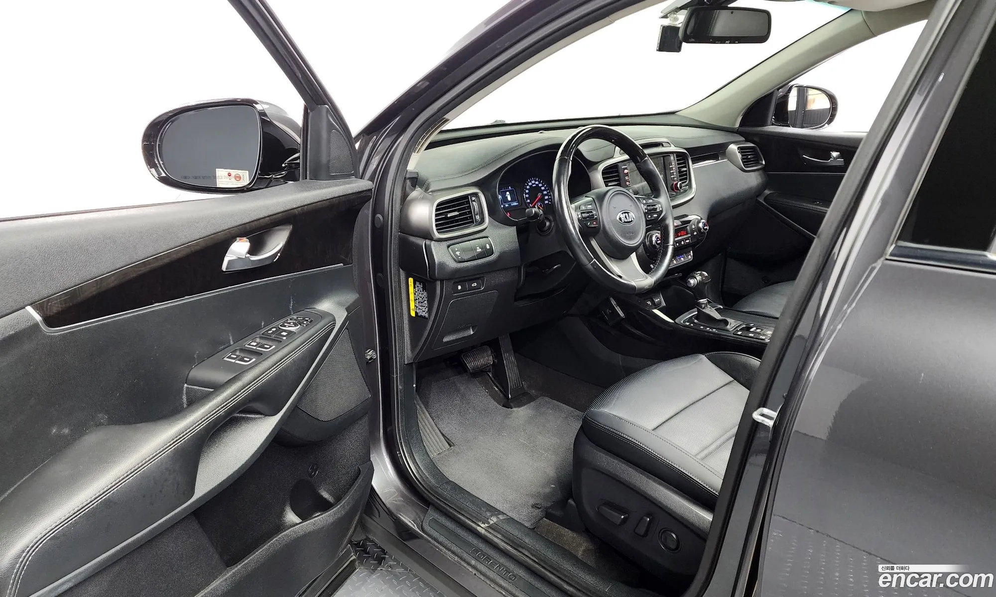 Korex Auto Trade - фотография 16814079