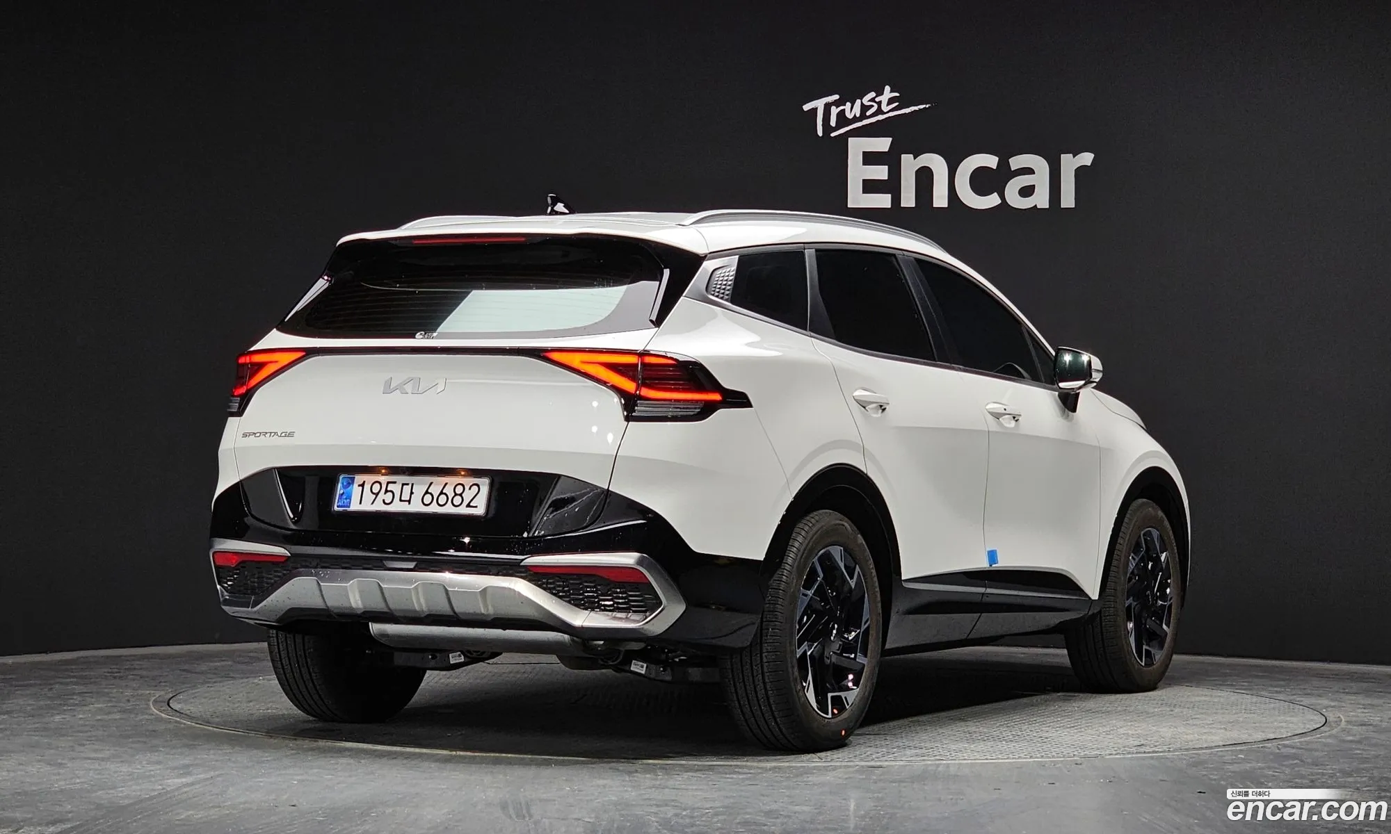 Kia Sportage Gasoline 16 Turbo 2Wd 2024 - фотография 17490758