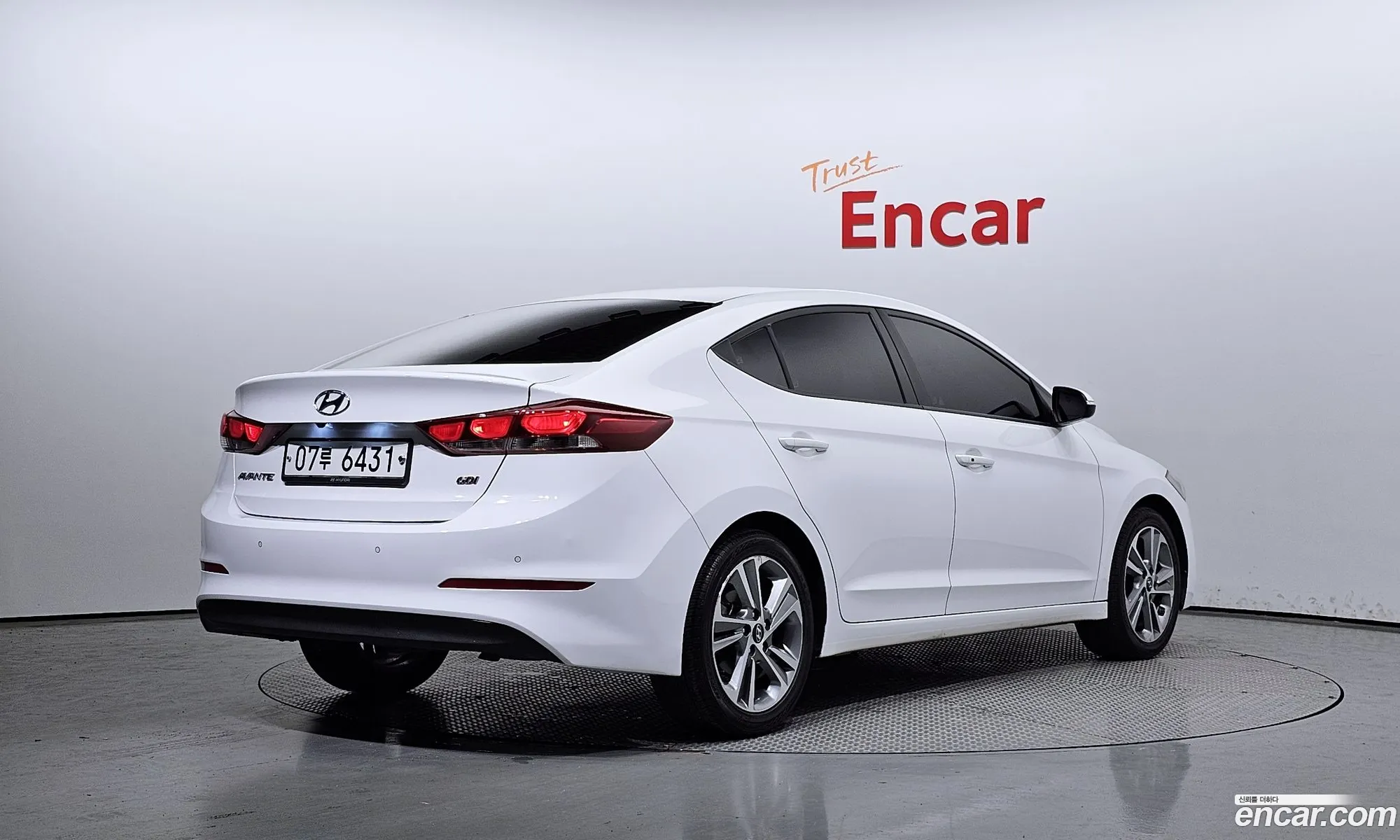 Hyundai Avante Vi 16 Gdi Value Plus 2017 - фотография 11887207