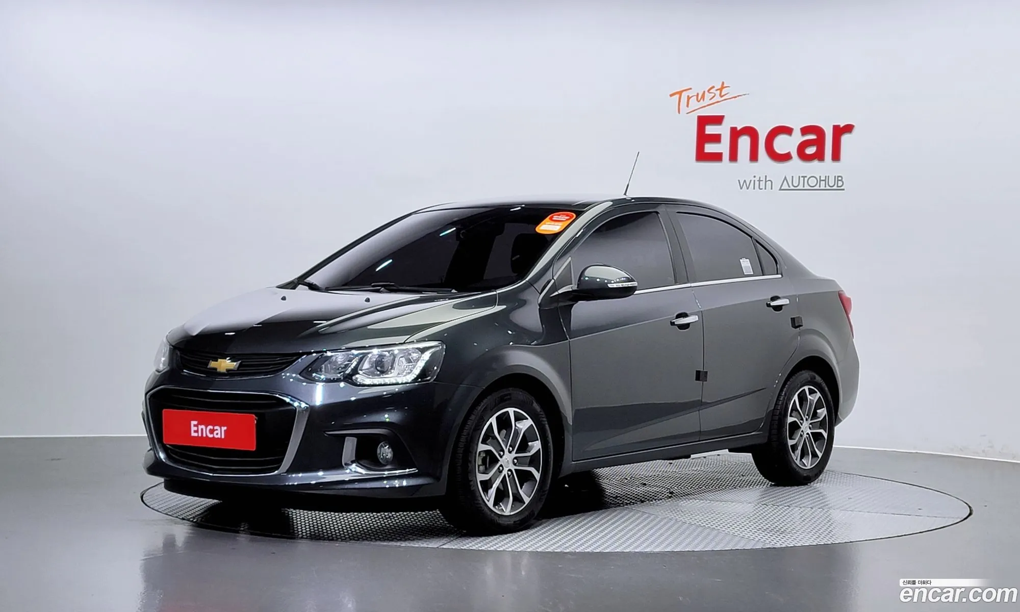 Chevrolet Aveo 14 Turbo Lt 2017 - фотография 6339374