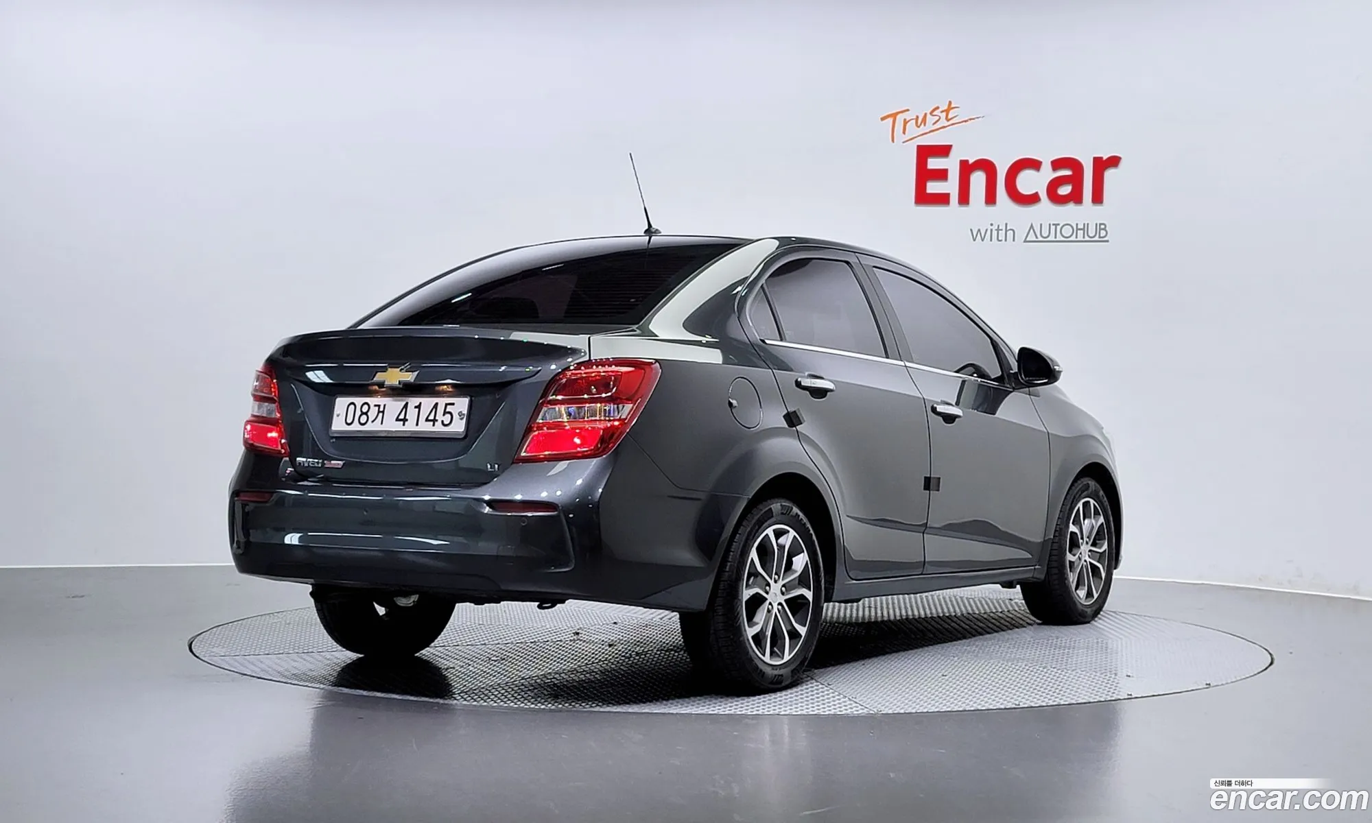 Chevrolet Aveo 14 Turbo Lt 2017 - фотография 6339375