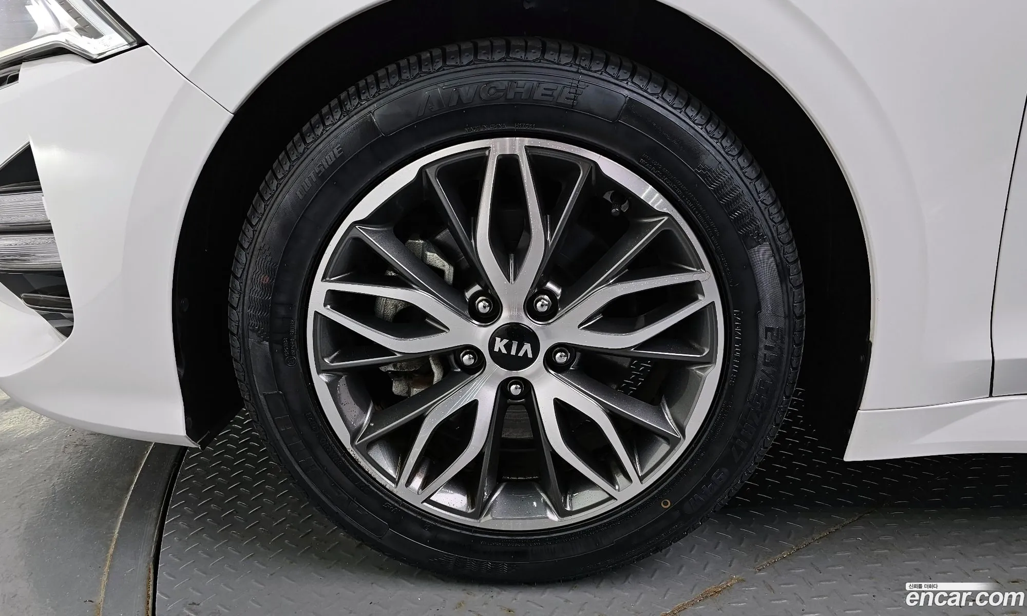 Kia K5 Ii 20 Lpi For Rental Cars 2020 - фотография 19260392