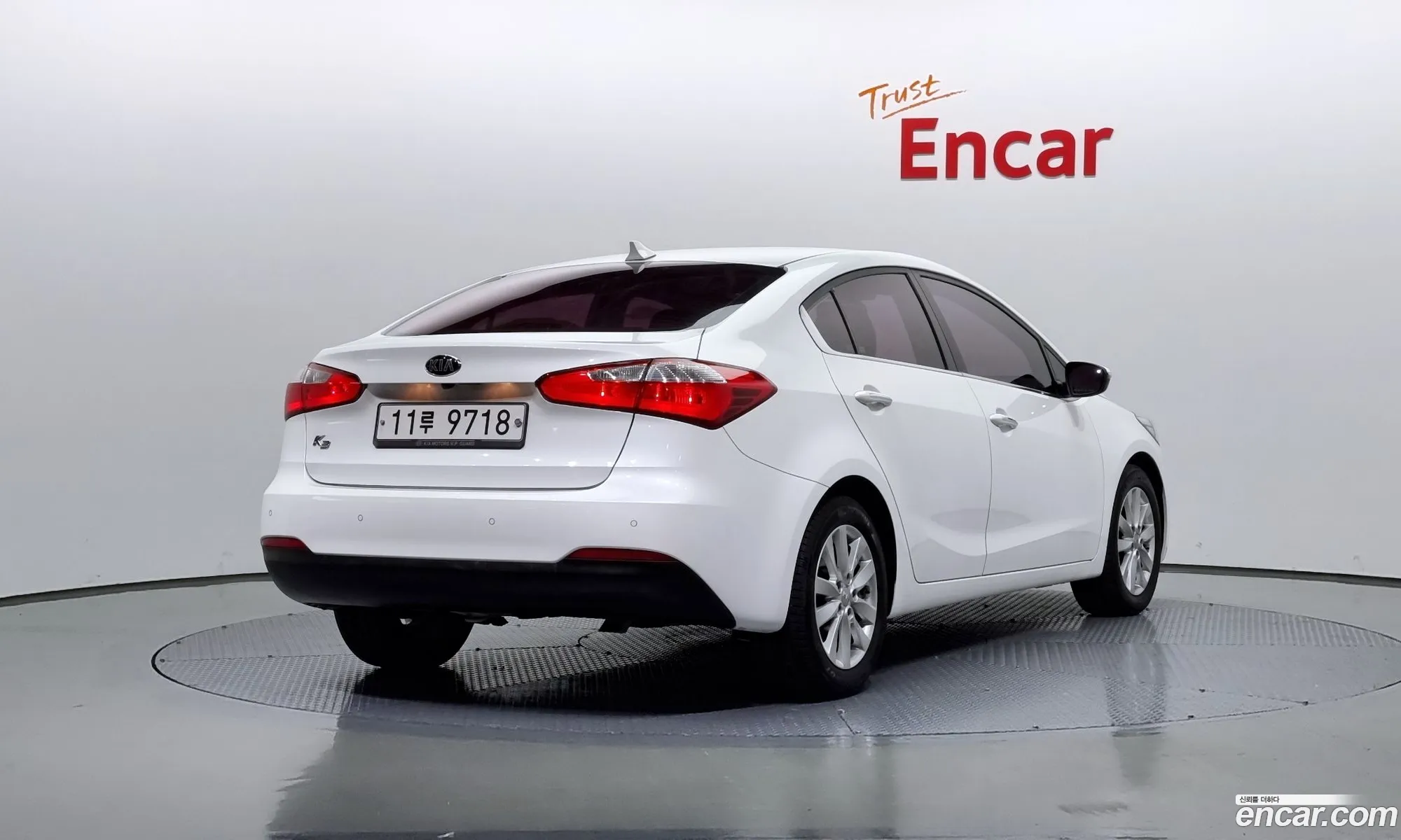 Kia K3 I Prestige 2015 - фотография 19204943