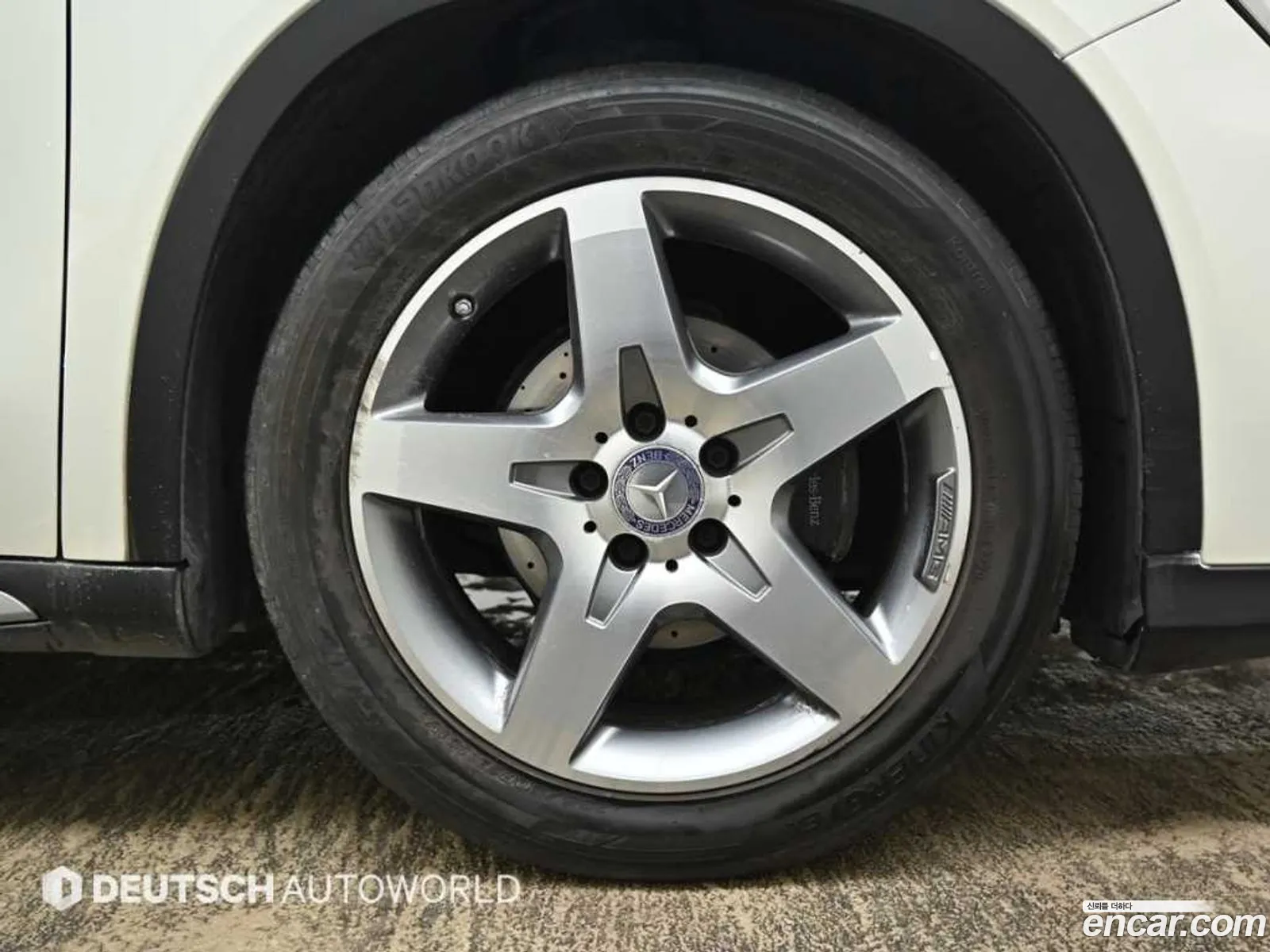 Mercedes-Benz Gla-Klasse Gla200 Cdi 2015 - фотография 12650960