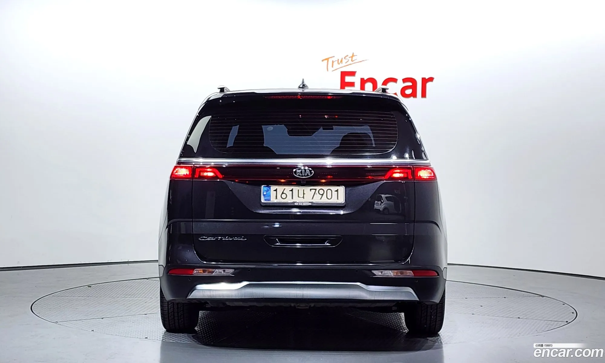 Kia Carnival Gasoline 9-Seater Signature 2021 - фотография 15864330