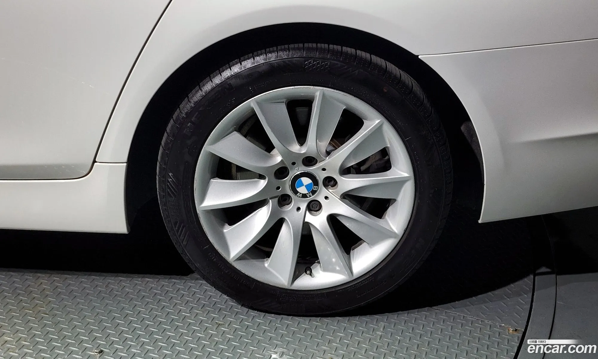 BMW 5Er Vi F10F11F07 528I 2013 - фотография 16873334