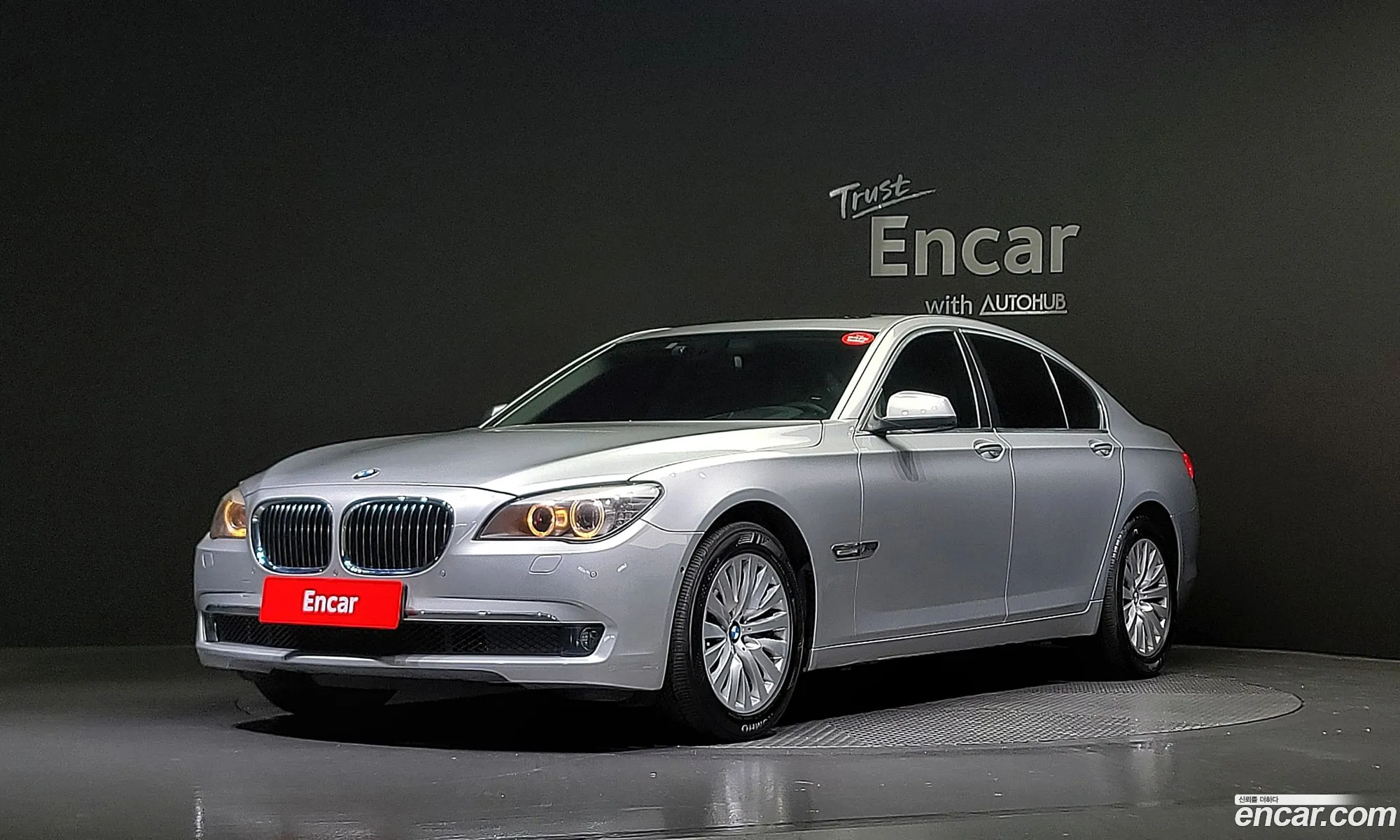 BMW 7Er V F01F02F04 740I 2011 - фотография 4609223