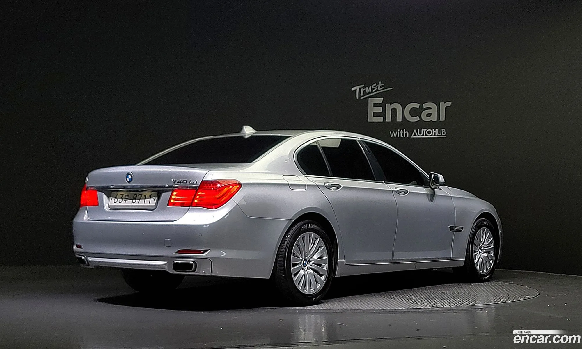 BMW 7Er V F01F02F04 740I 2011 - фотография 4609224