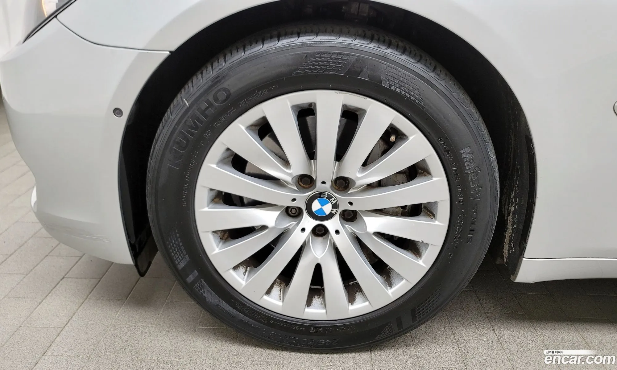BMW 7Er V F01F02F04 740I 2011 - фотография 4609227