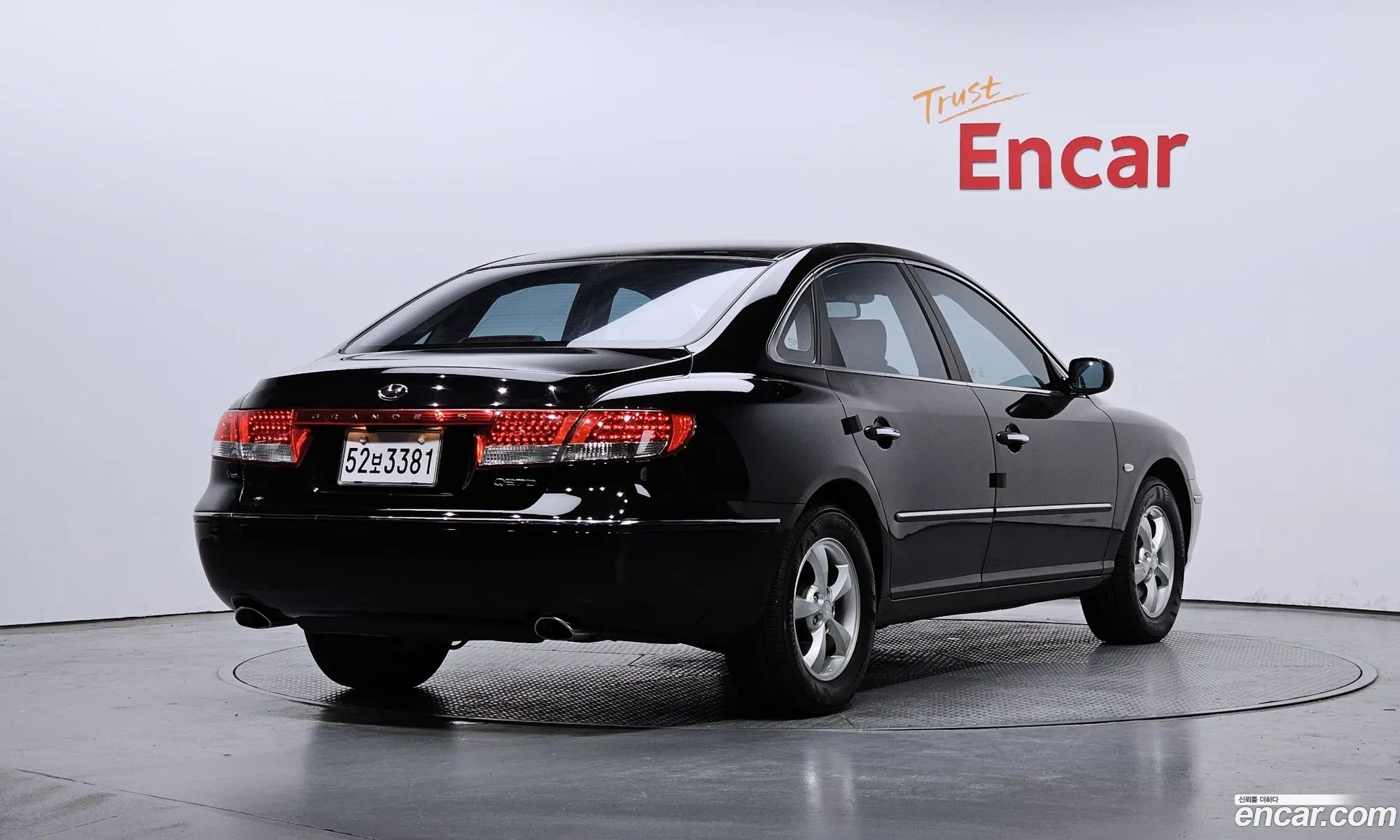 Hyundai Grandeur Tg Q240 Deluxe Basic Model - фотография 14412782