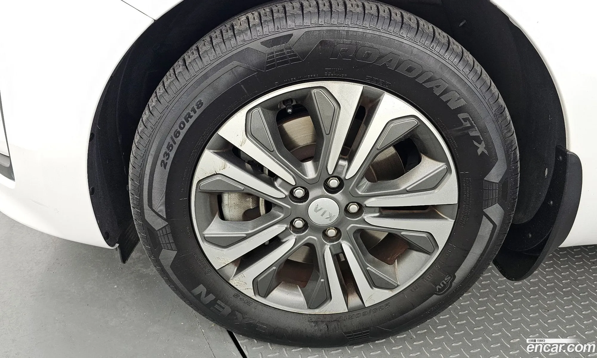 Kia Carnival Iii 11-Seater Prestige 2019 - фотография 11230382