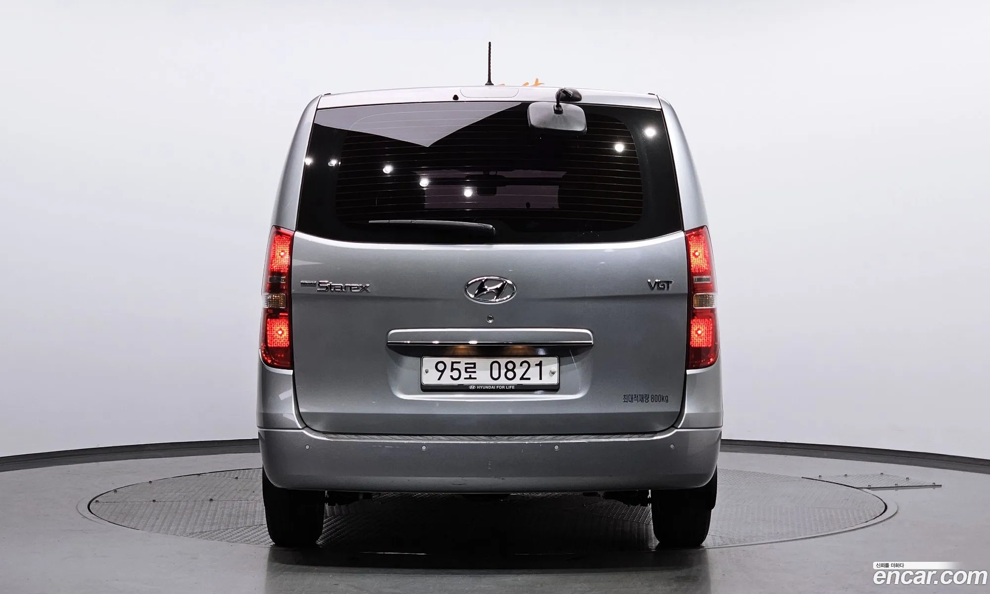 Hyundai The New Grand Starex Van 3-Seater Smart - фотография 15901514