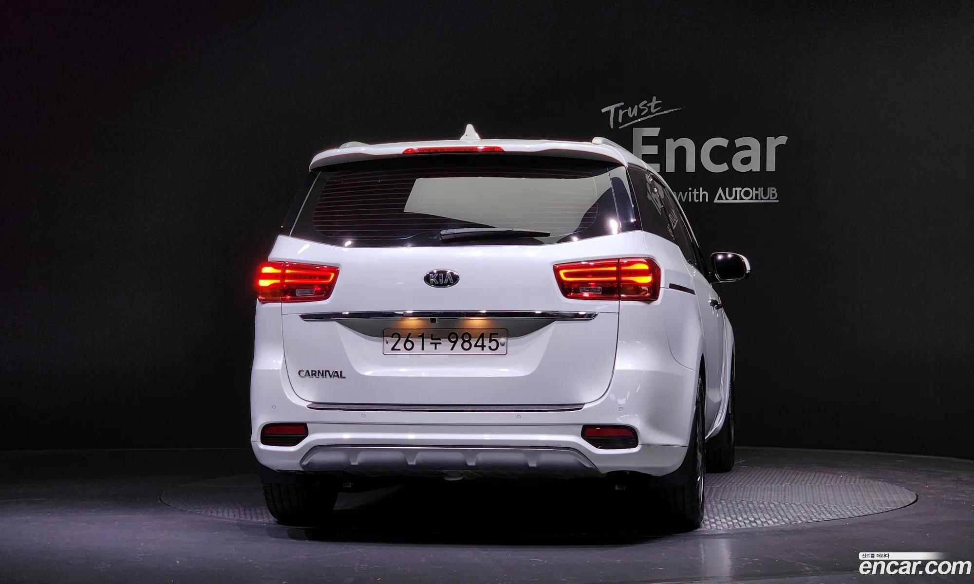 Kia Carnival Iii 9-Seater Prestige 2019 - фотография 11344945