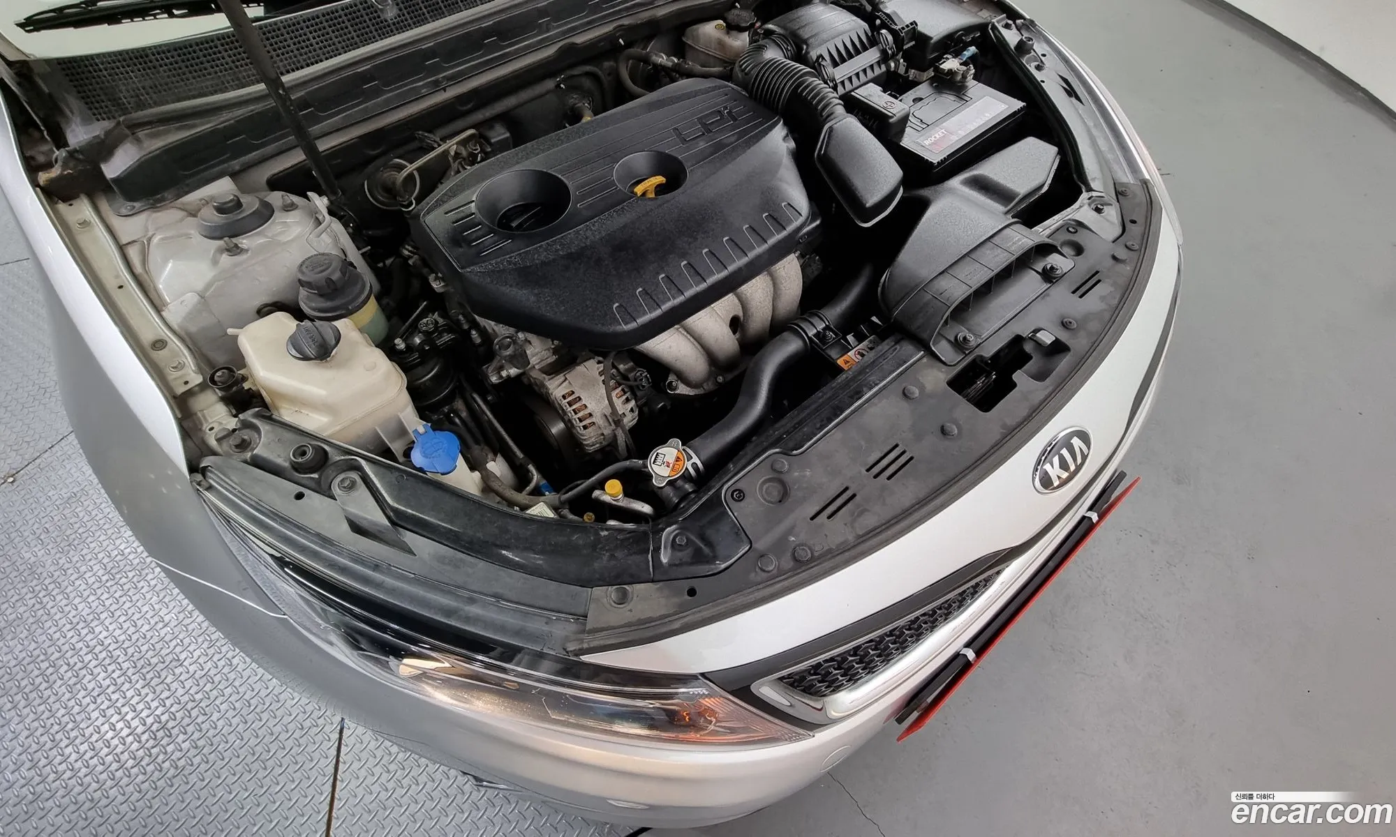 Kia K5 I Lpi Deluxe 2014 - фотография 15725069