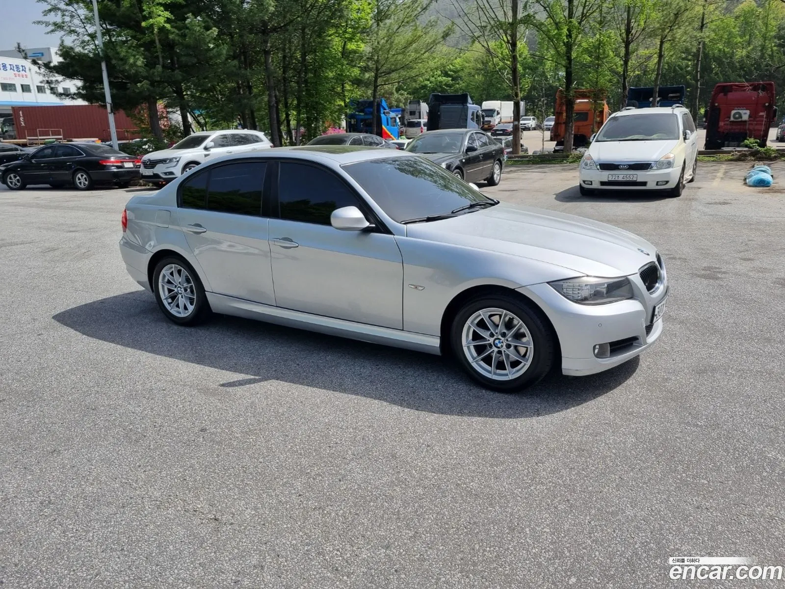 BMW 3 Series E90 320I Sedan - фотография 17256825