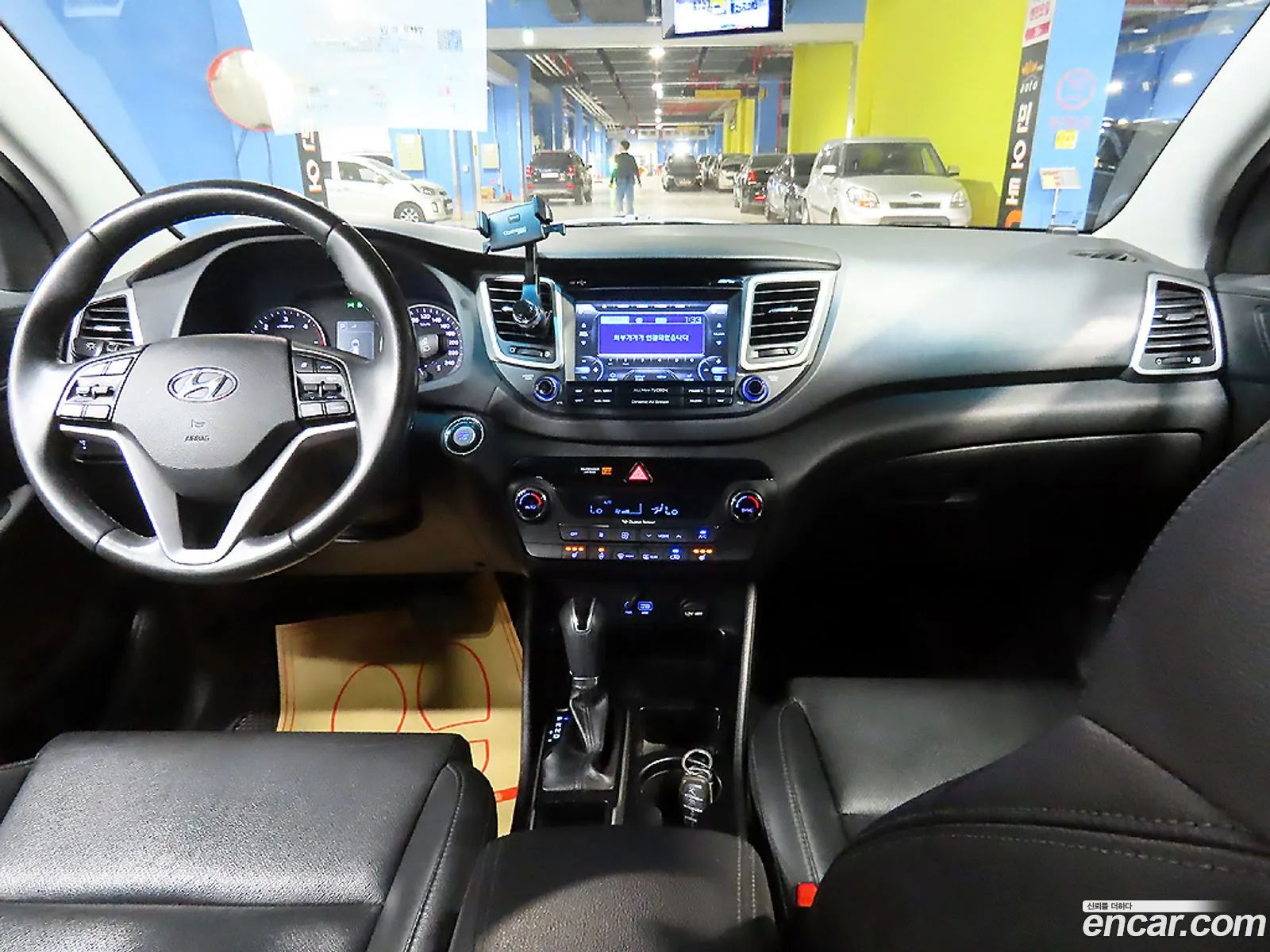Hyundai Tucson Iii Diesel 20 2Wd 2017 - фотография 18489215