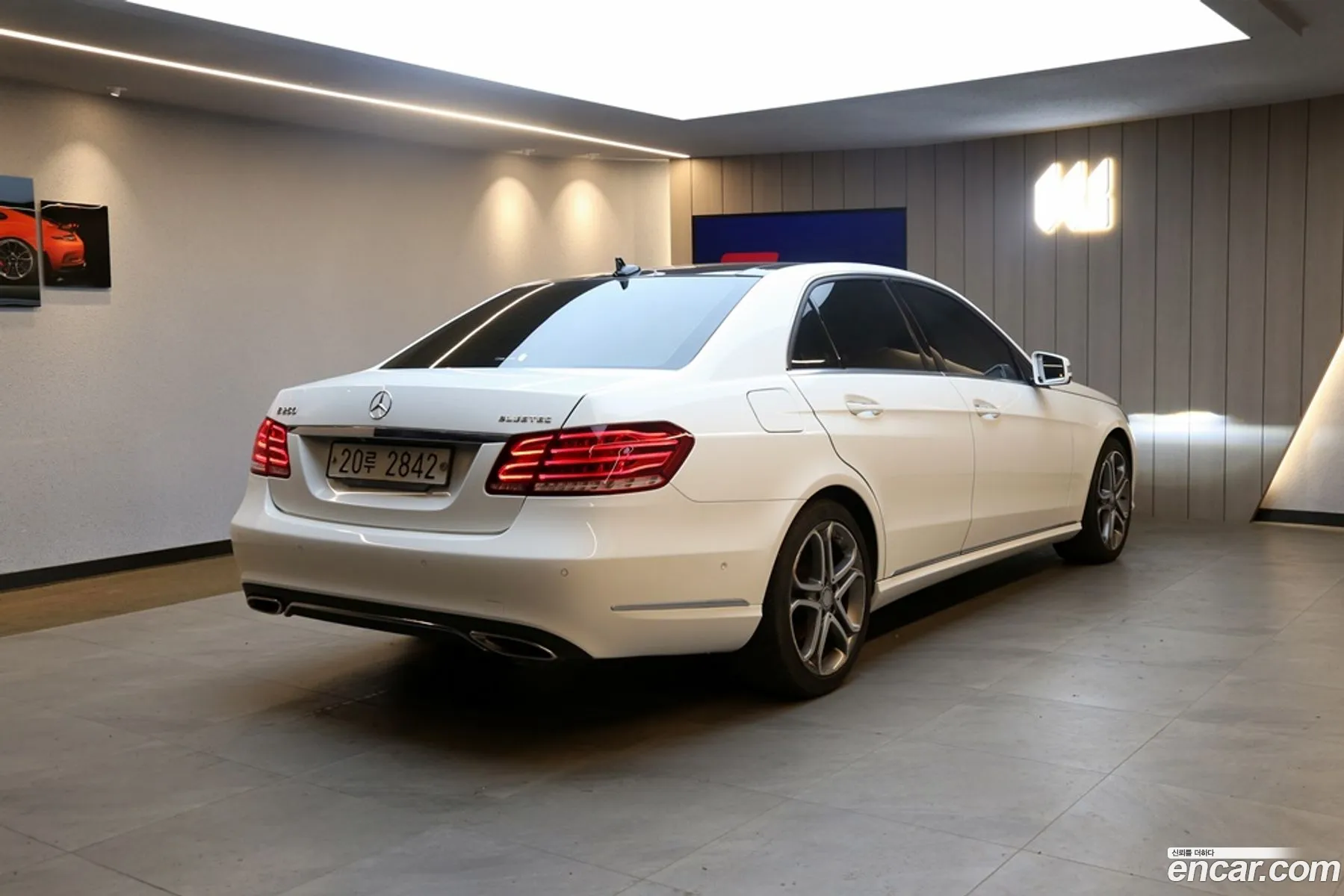 Mercedes-Benz E-Klasse E250 Bluetec 4Matic Avant Garde 2016 - фотография 12624300