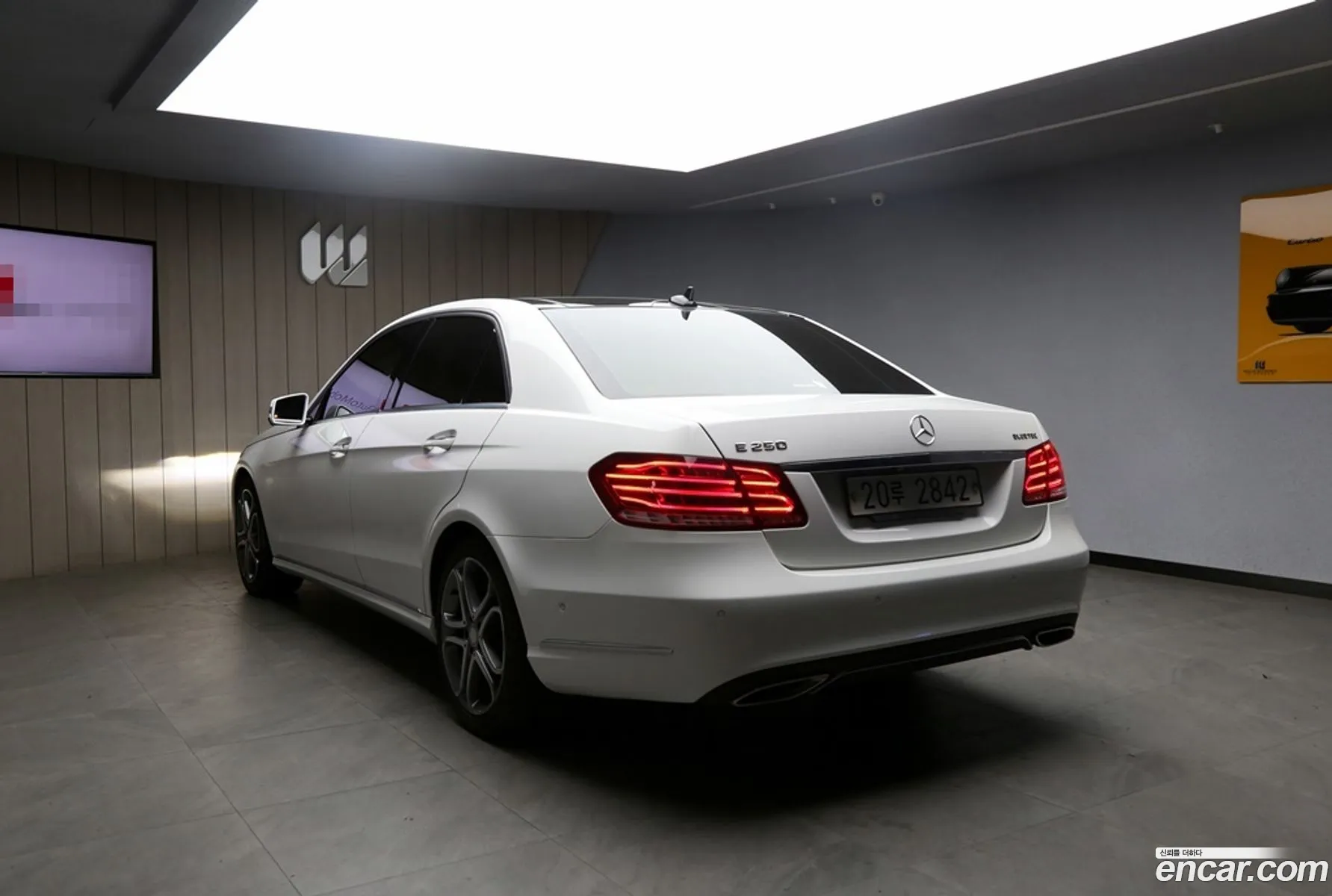 Mercedes-Benz E-Klasse E250 Bluetec 4Matic Avant Garde 2016 - фотография 12624301