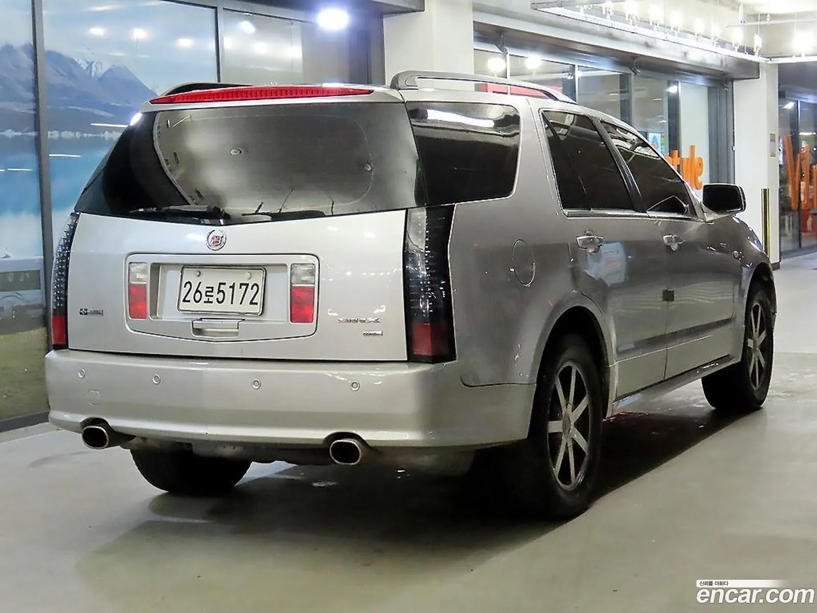 Cadillac Srx I 46 2004 - фотография 14538467