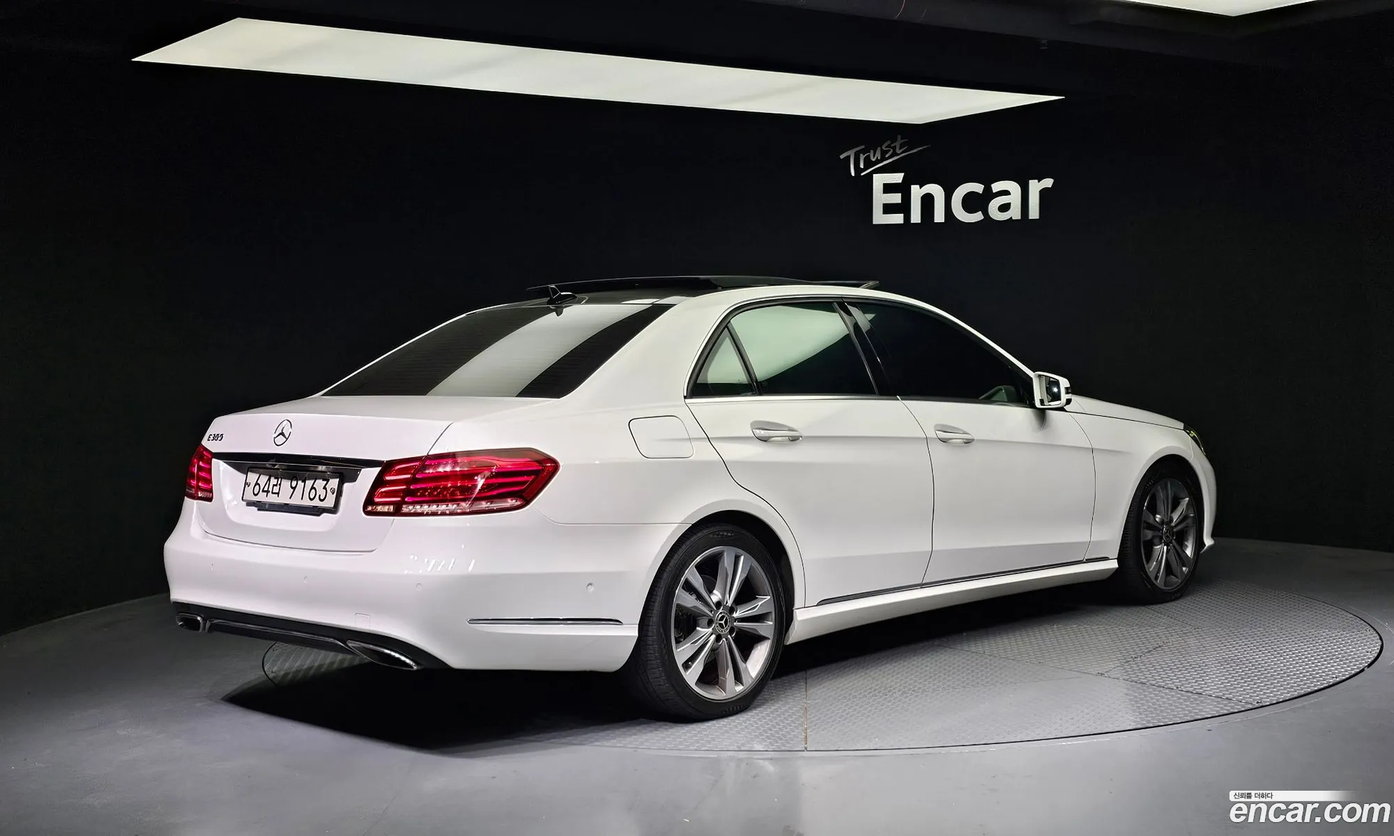 Mercedes-Benz E-Klasse Iv W212 S212 C207 E300 Avantgarde 2014 - фотография 12254785