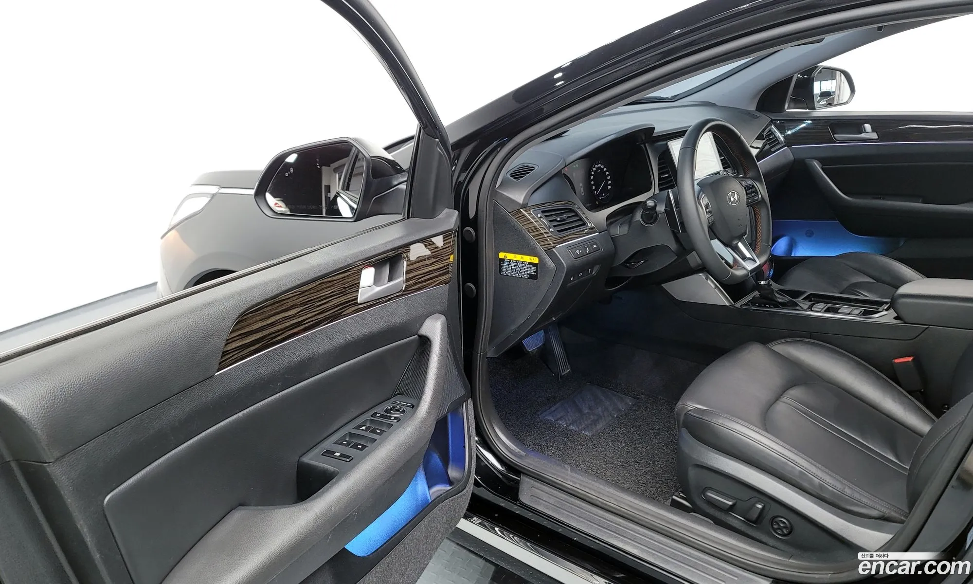 Korex Auto Trade - фотография 12074570