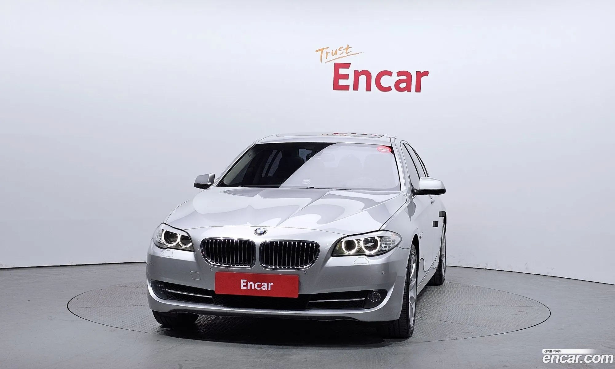 BMW 5 Series F10 528I - фотография 14143242