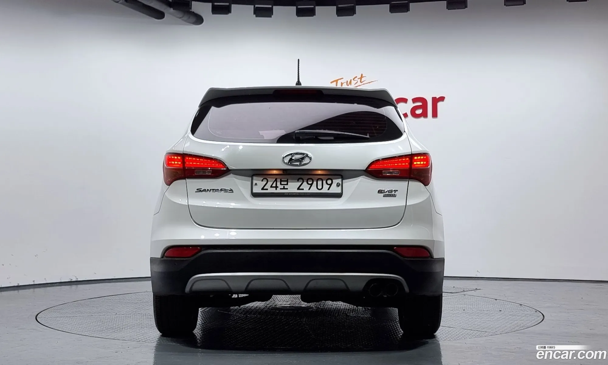 Hyundai Santa Fe Iii Diesel E-Vgt 20 2Wd Smart 2015 - фотография 15867835