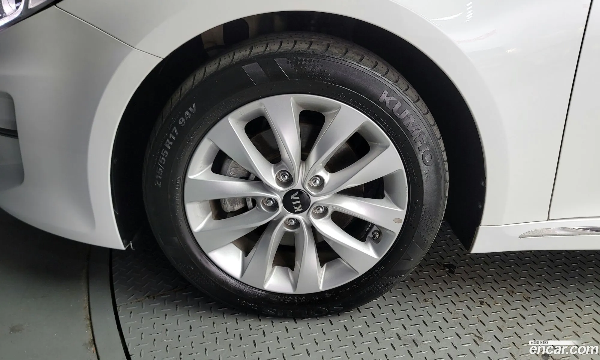 Kia K5 Ii 17 Diesel Mx 2016 - фотография 17507871