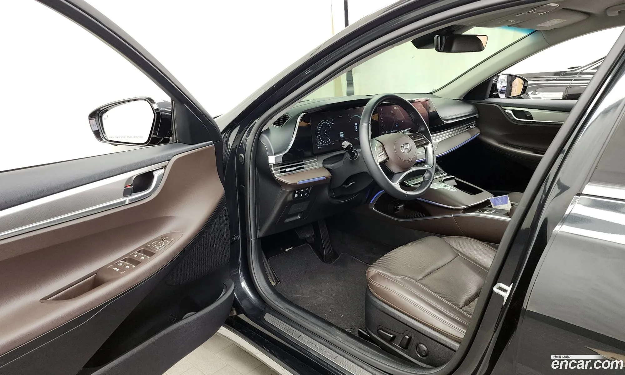 Hyundai Grandeur Vi 25 2021 - фотография 19690736