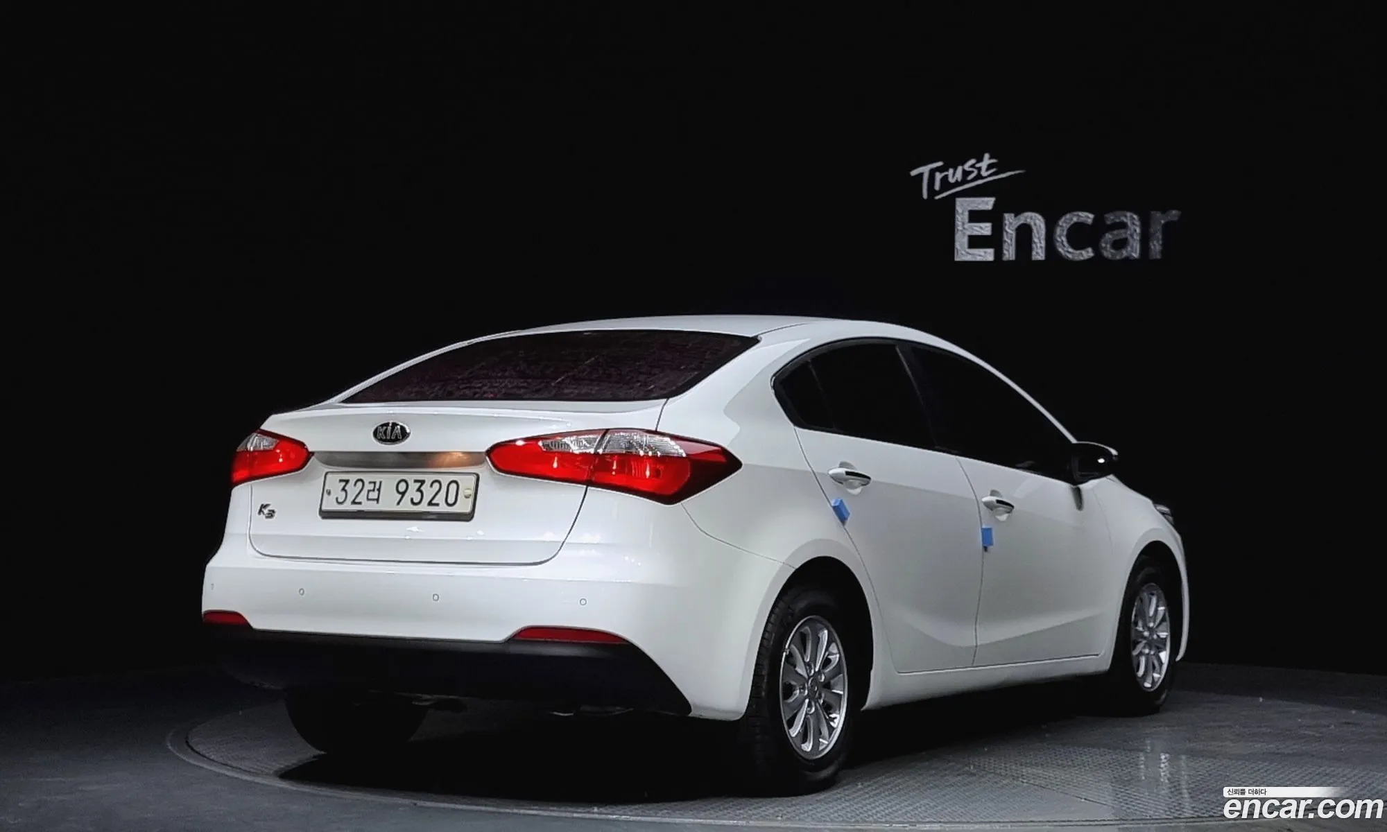 Kia K3 Luxury - фотография 11296913