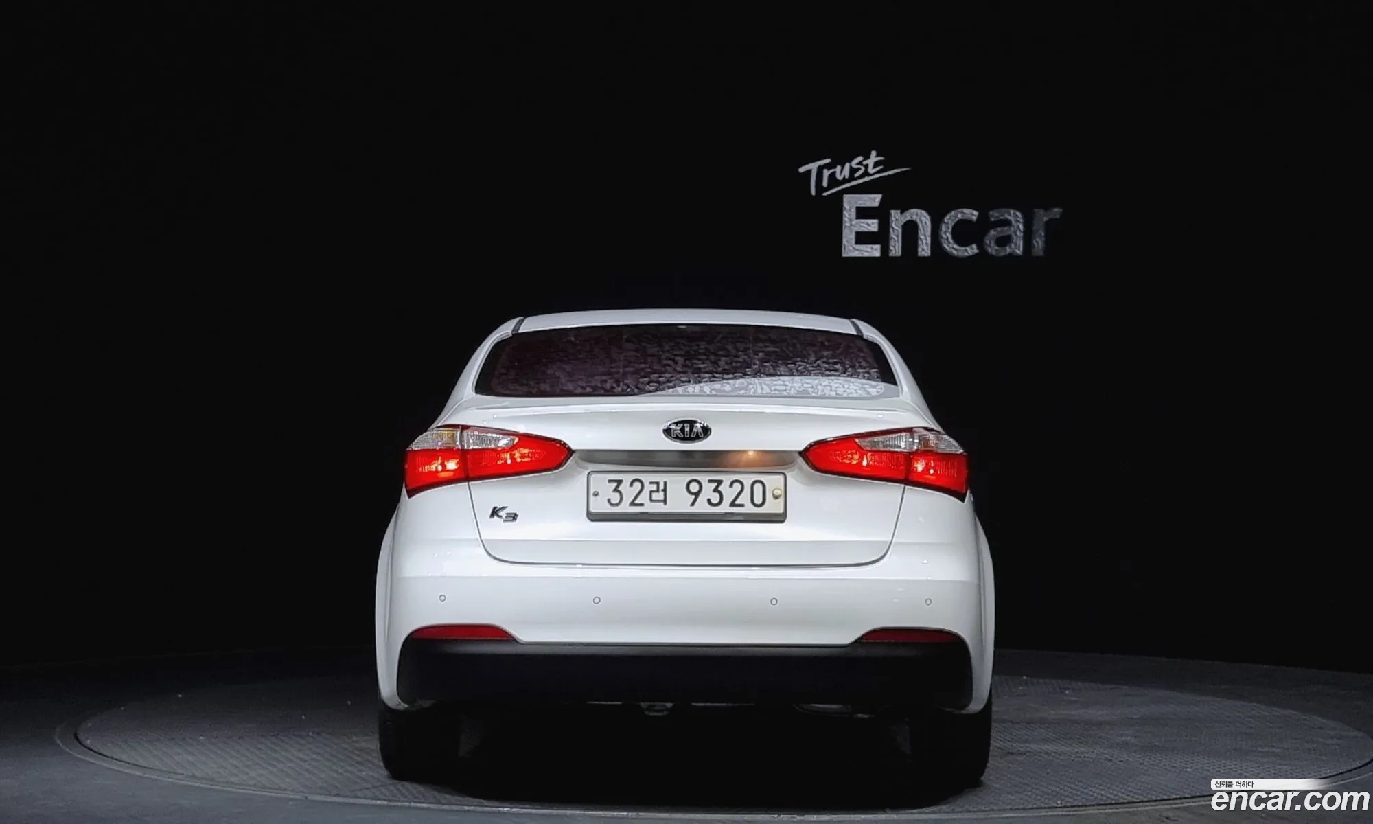 Kia K3 Luxury - фотография 11296915