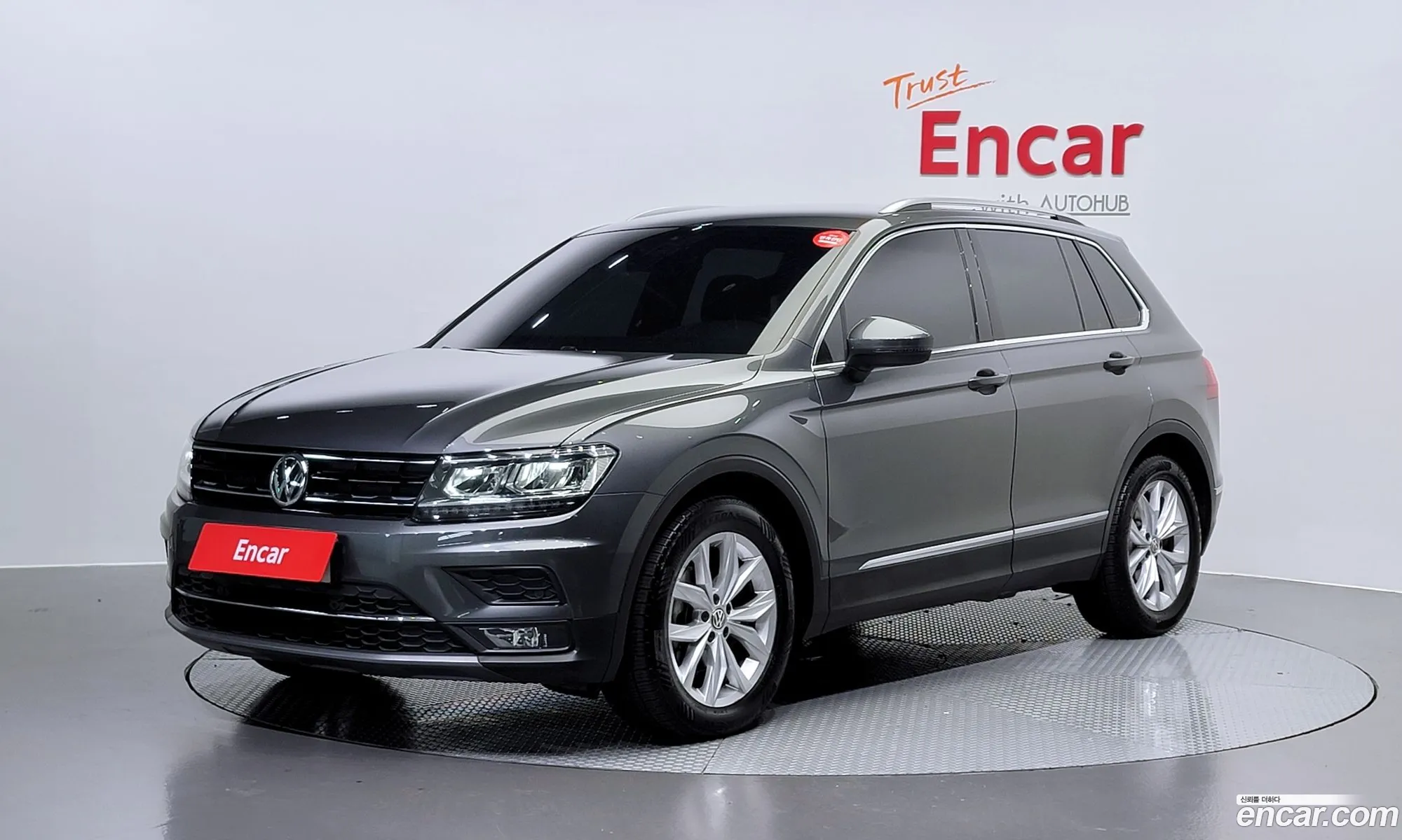 Volkswagen Tiguan Ii 20 Tdi Premium 2020 - фотография 8020270