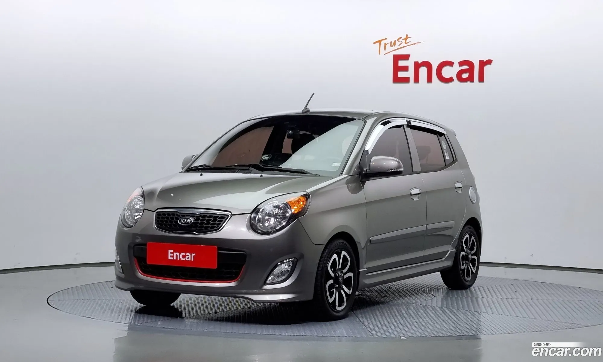 Kia Morning Lx Special 2010 - фотография 11498991