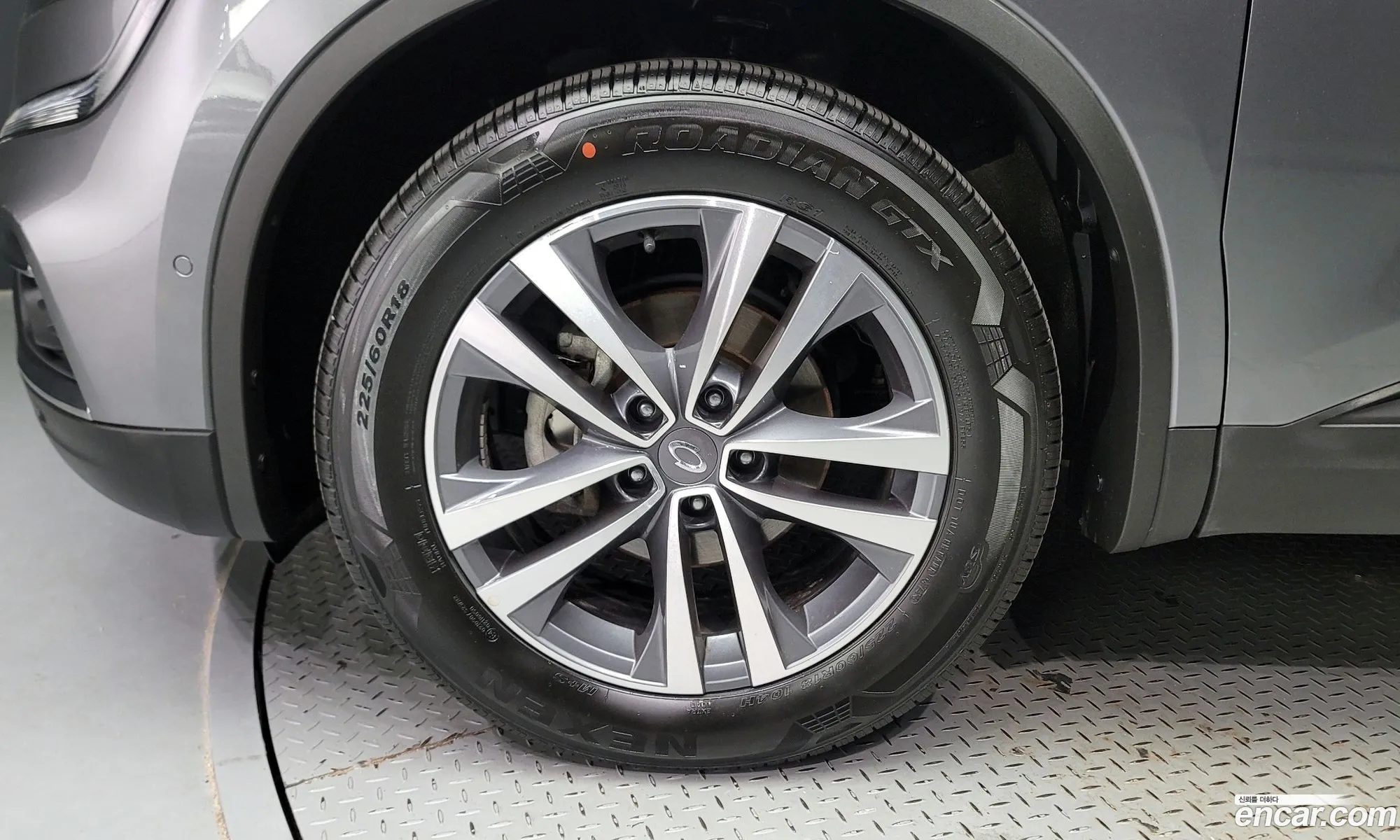 Renault Samsung Qm6 20 Lpe Le 2Wd 2020 - фотография 12575118