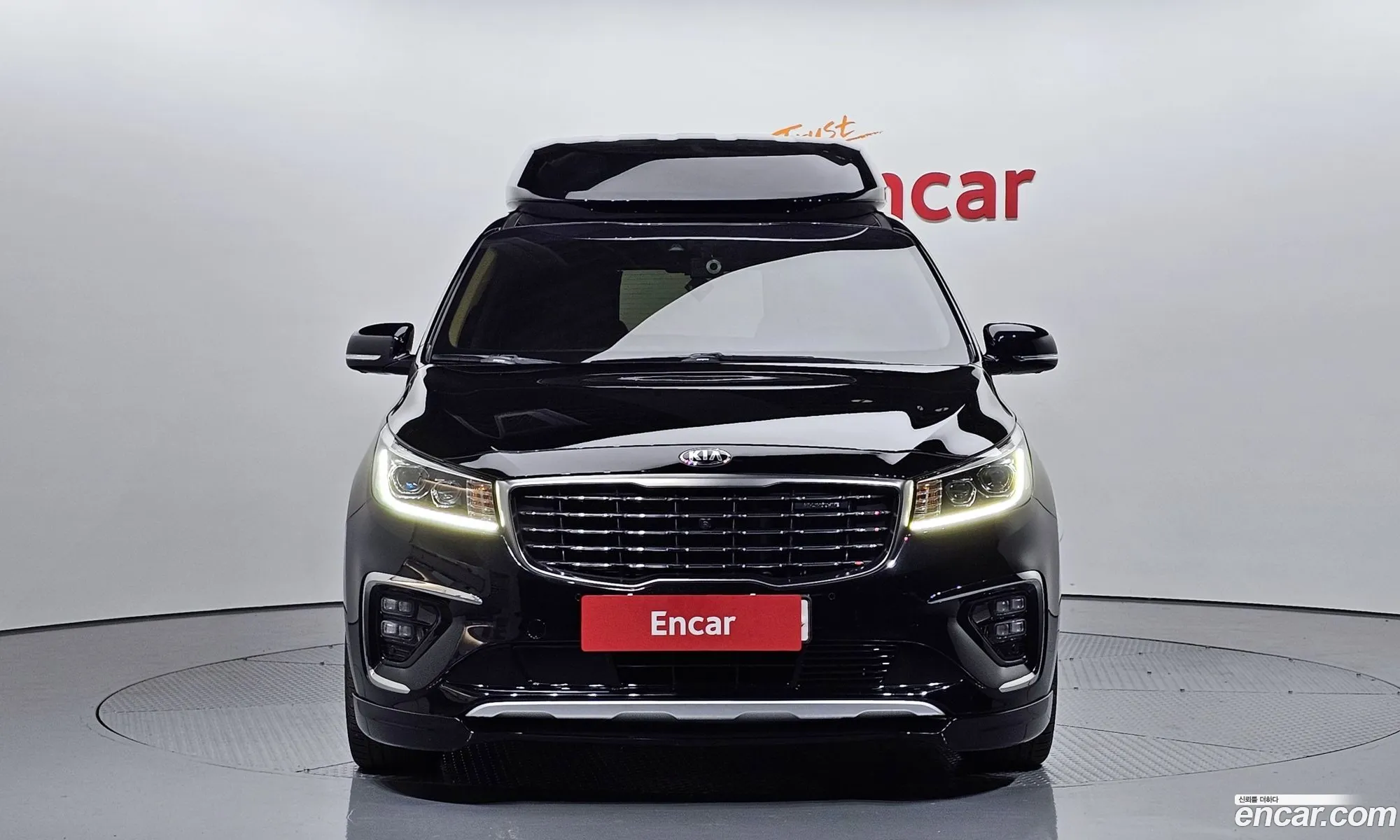 Kia Carnival Iii 9-Seater High Limousine 2019 - фотография 11273909