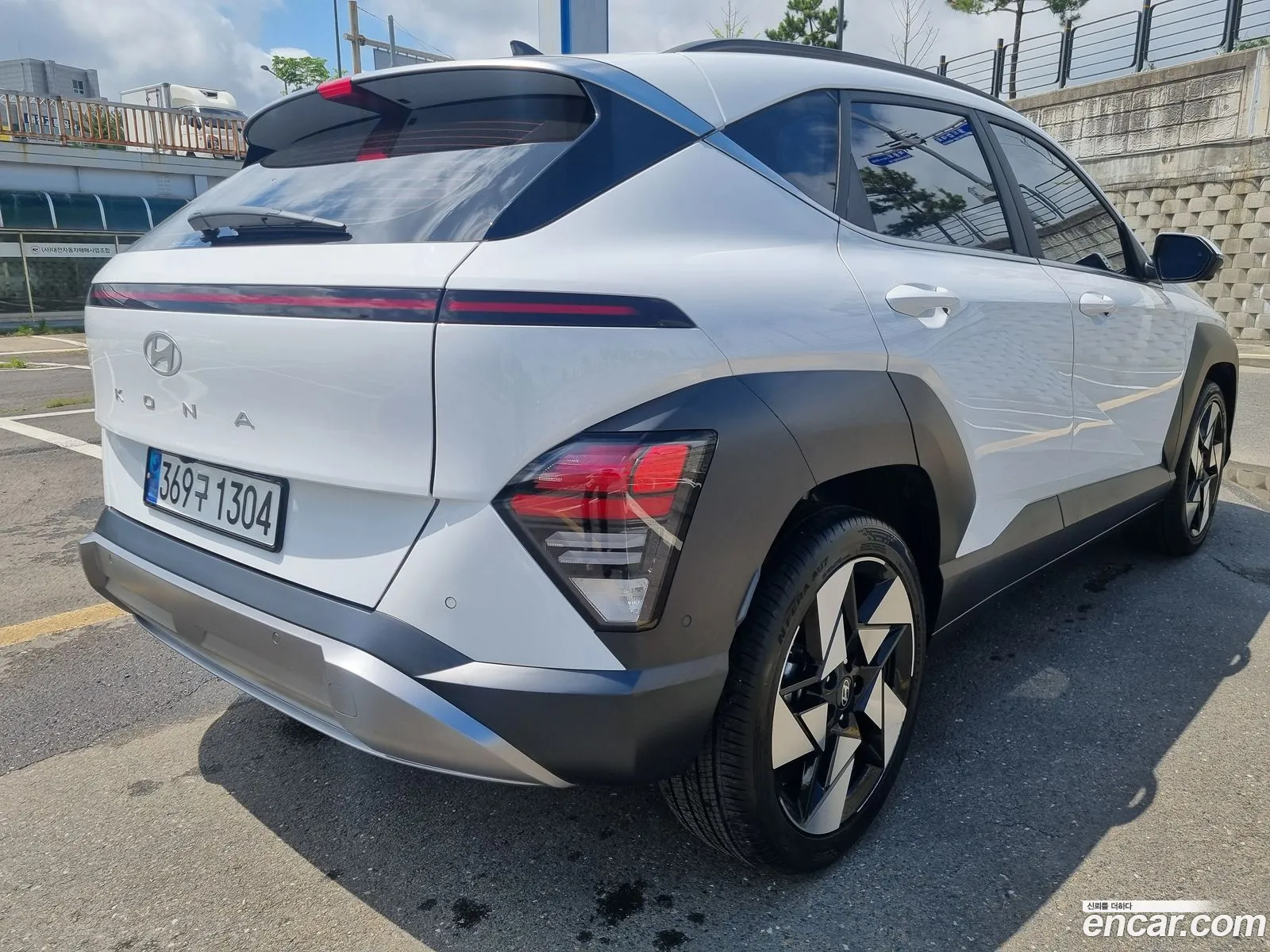 Hyundai Kona Gasoline 16 Turbo 2Wd 2023 - фотография 19914969