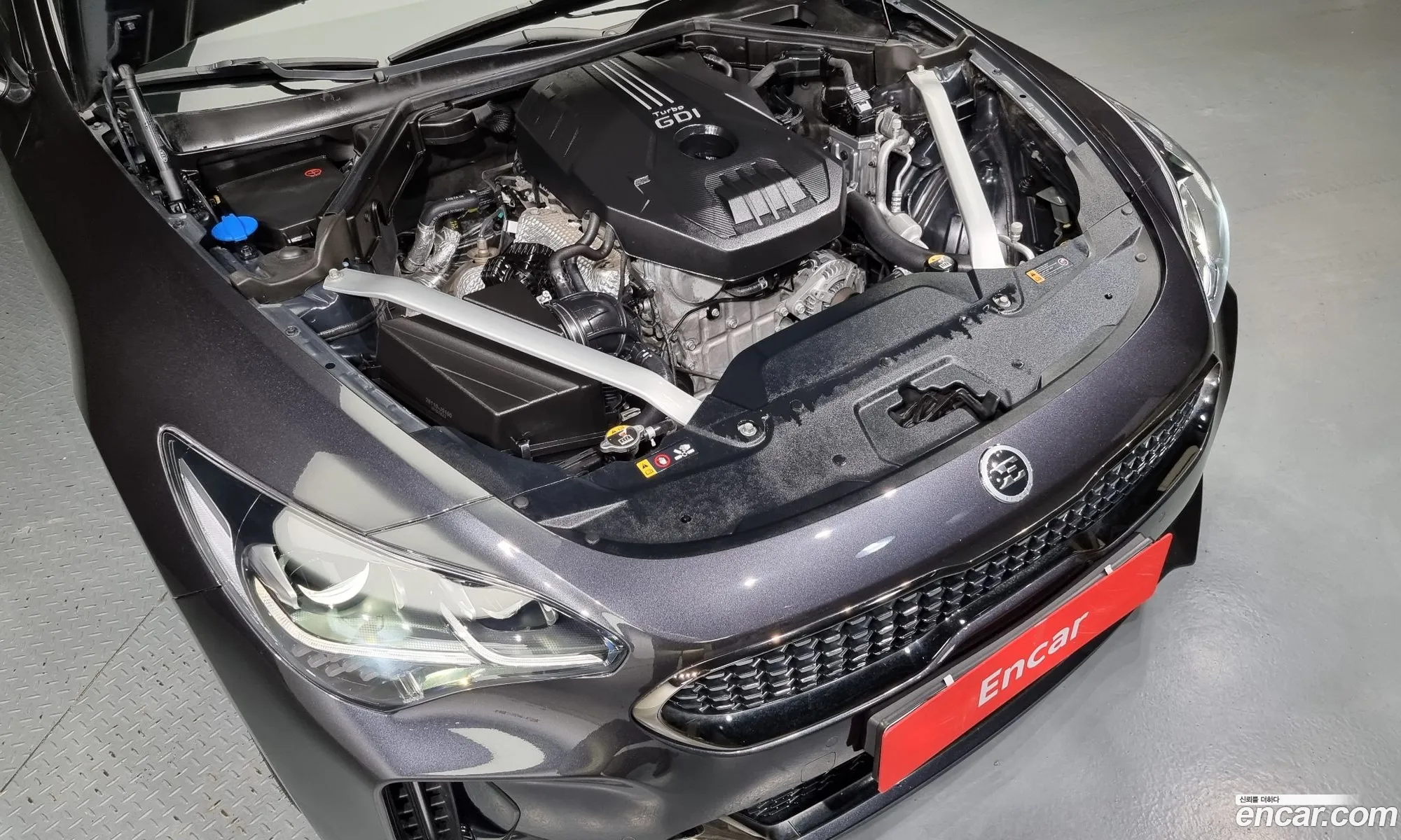 Kia Stinger 20 Turbo 2Wd Platinum - фотография 12358616