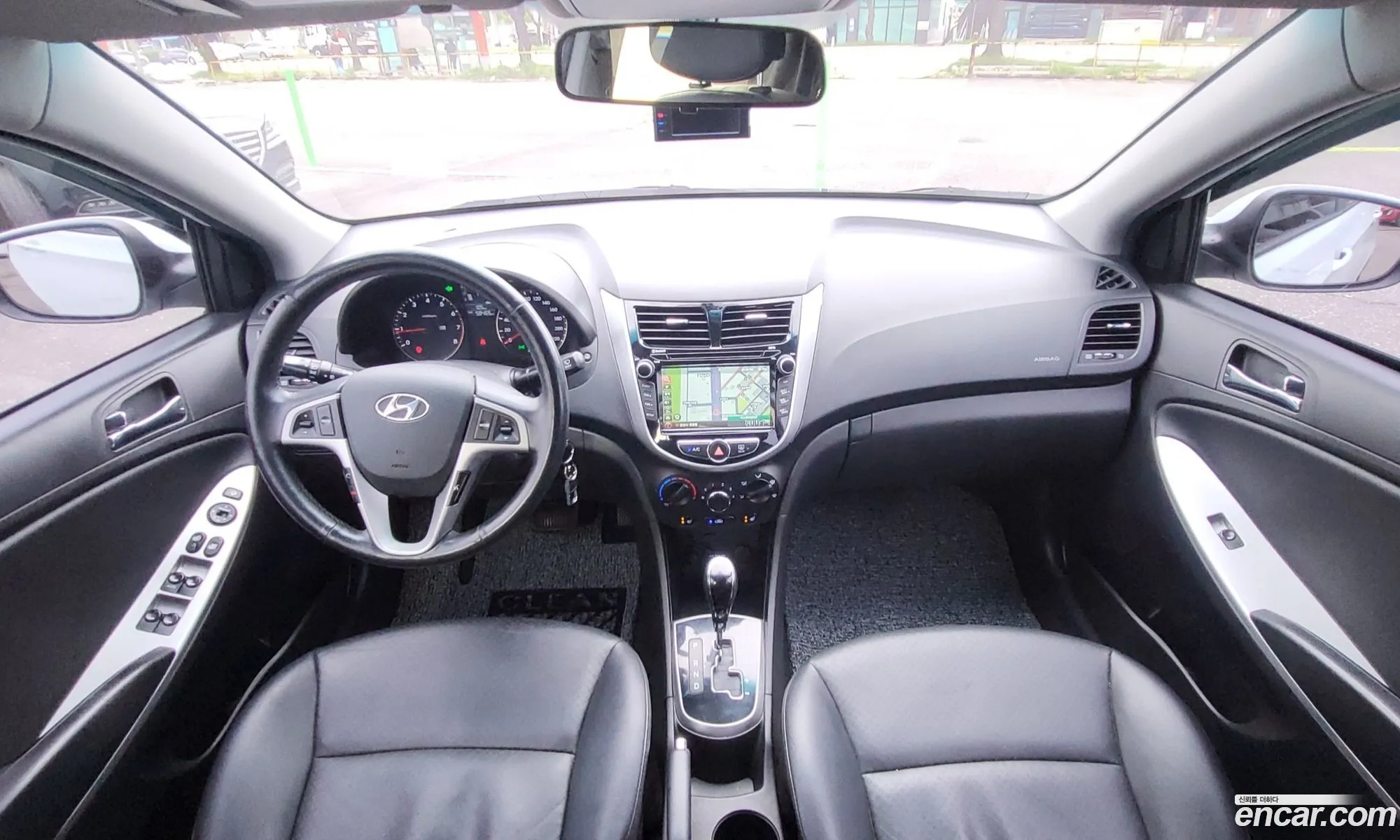 Hyundai Accent Iv 14 Vvt Modern 2013 - фотография 19204295