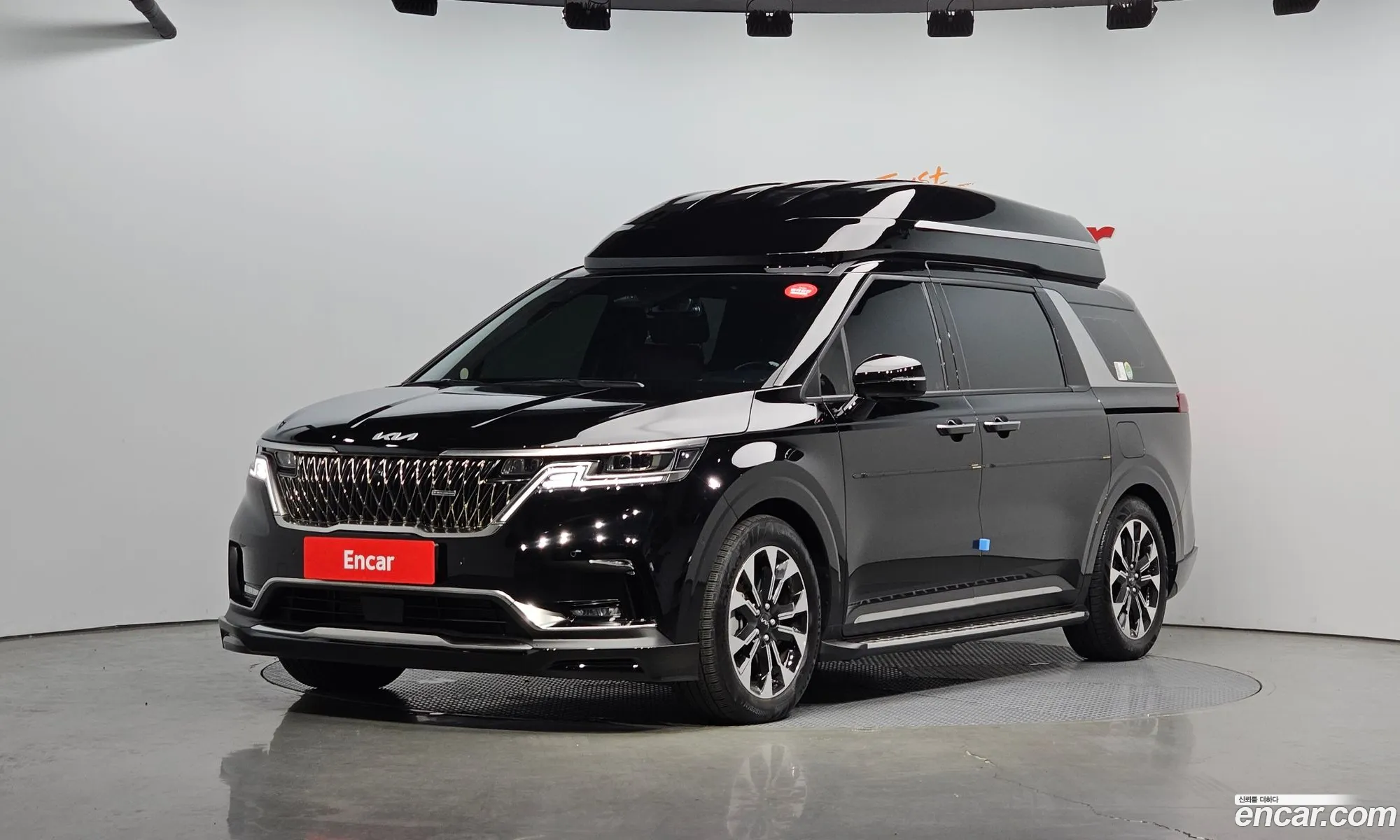 Kia Carnival Gasoline 9-Seater High Limousine Specially Equipped Company 2023 - фотография 15792567