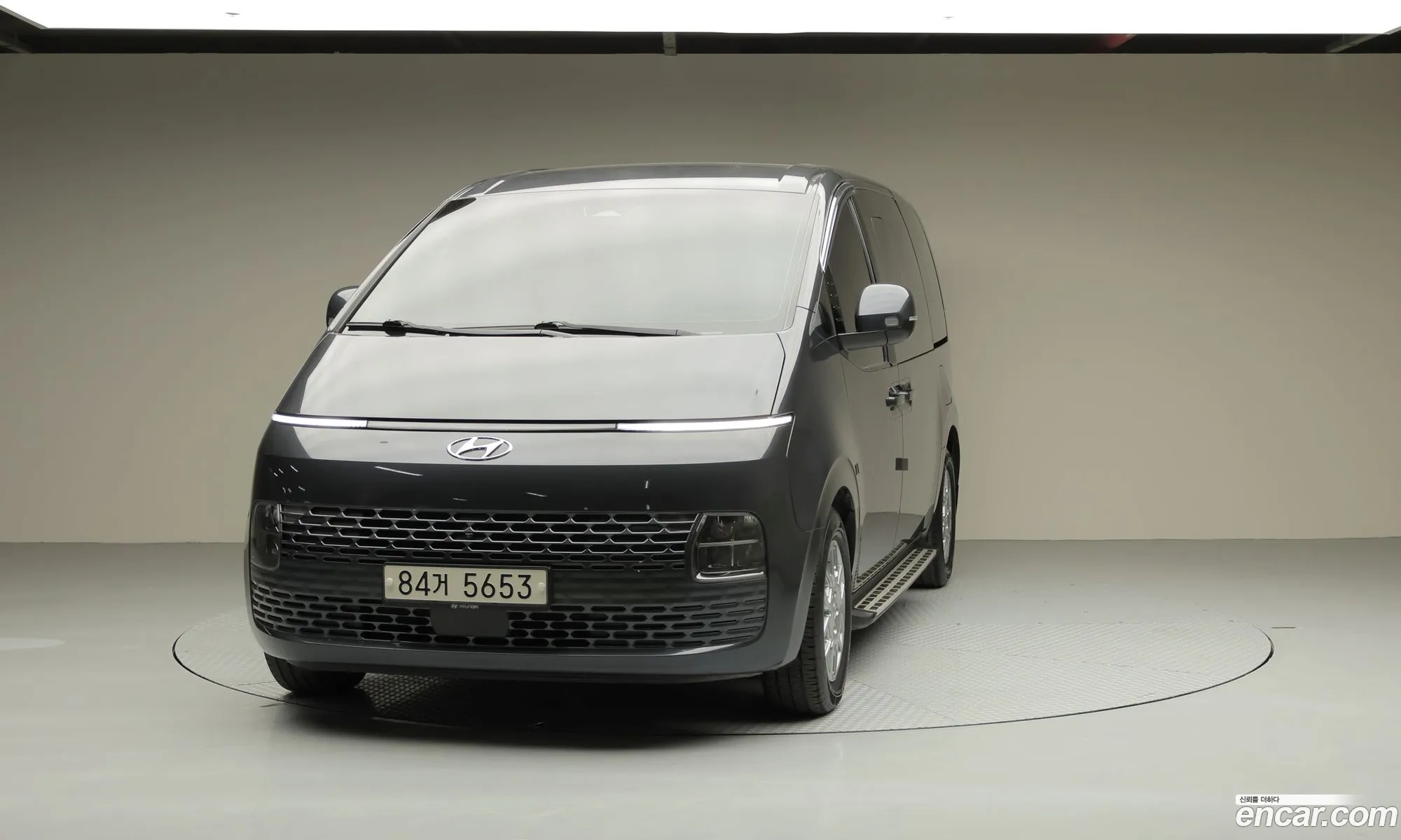 Hyundai Staria Staria L35 Cargo 5-Seater 2022 - фотография 11552602