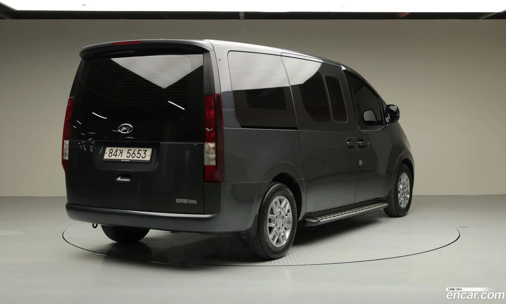 Hyundai Staria Staria L35 Cargo 5-Seater 2022 - фотография 11552603
